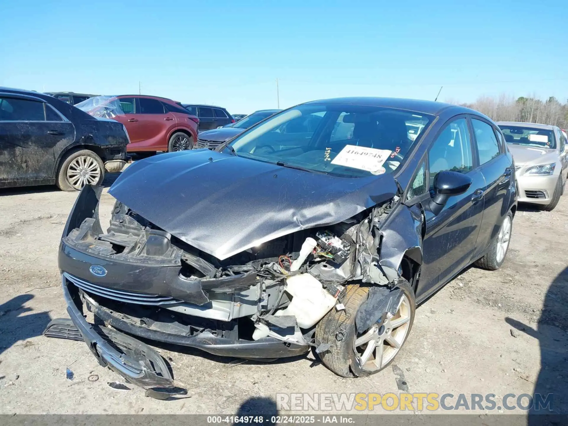2 Фотография поврежденного автомобиля 3FADP4EJ1KM105769 FORD FIESTA 2019