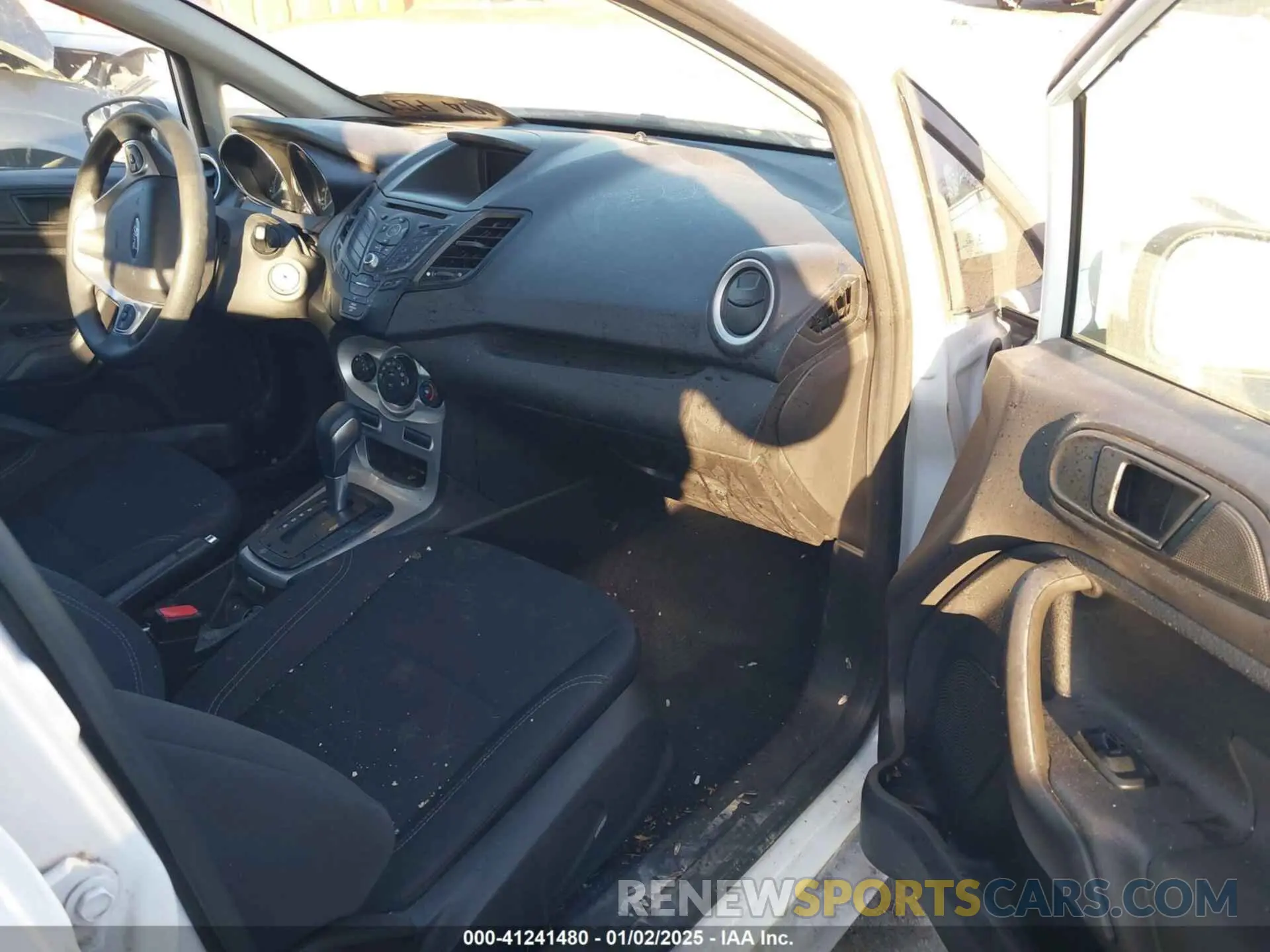 5 Photograph of a damaged car 3FADP4EJ1KM156883 FORD FIESTA 2019