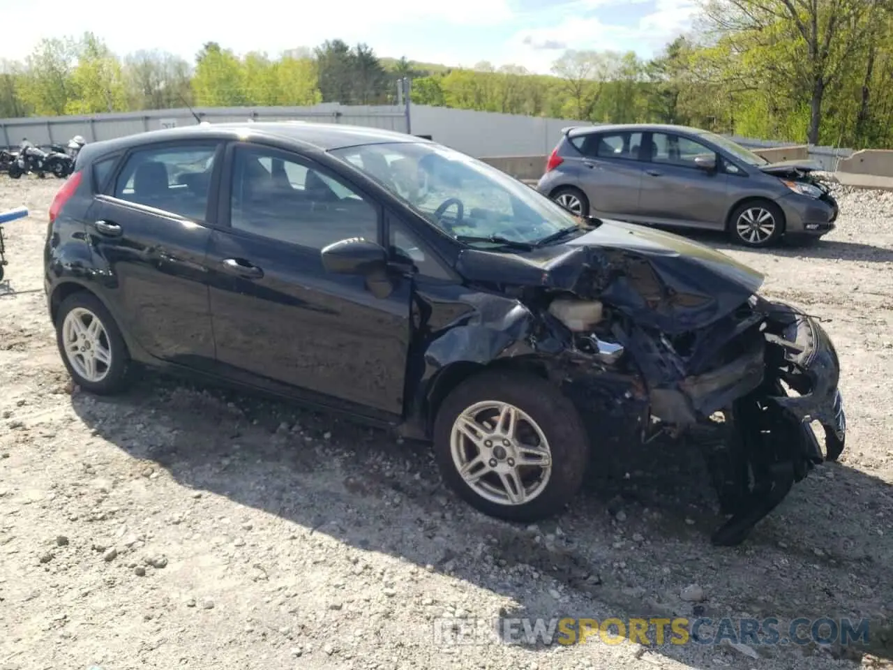 4 Photograph of a damaged car 3FADP4EJ2KM113198 FORD FIESTA 2019