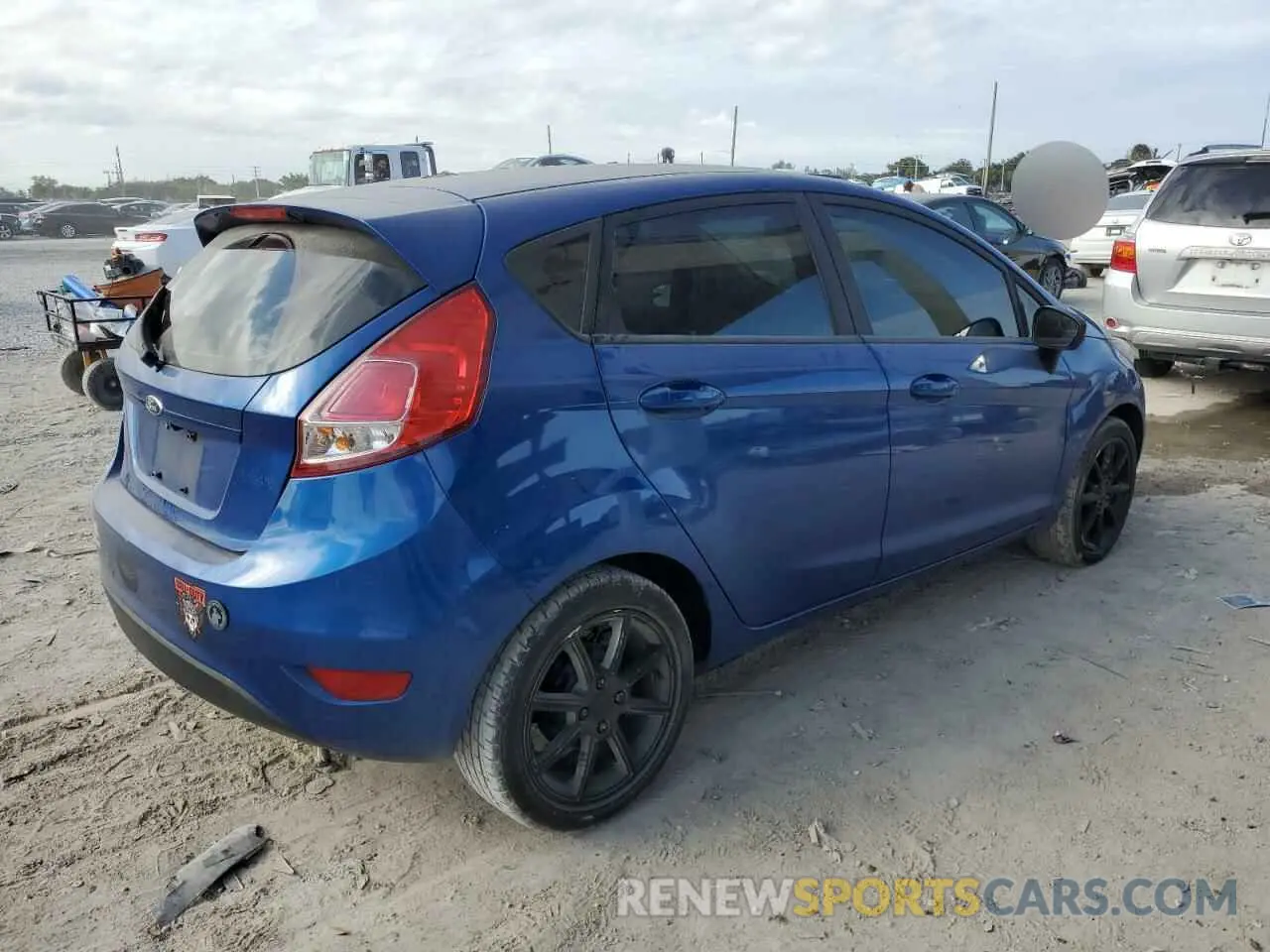 3 Фотография поврежденного автомобиля 3FADP4EJ2KM132589 FORD FIESTA 2019