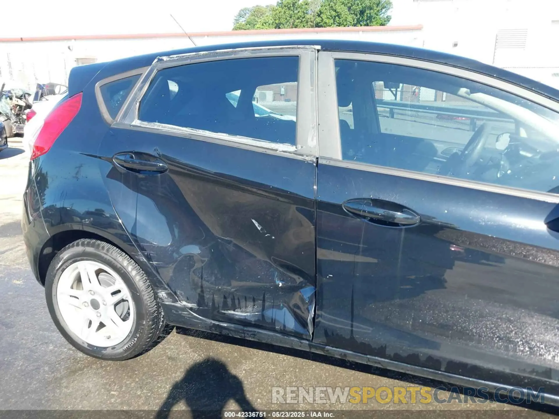 6 Фотография поврежденного автомобиля 3FADP4EJ3KM141754 FORD FIESTA 2019