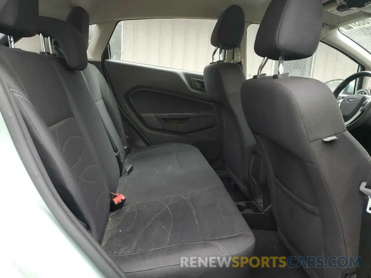 10 Photograph of a damaged car 3FADP4EJ3KM154388 FORD FIESTA 2019