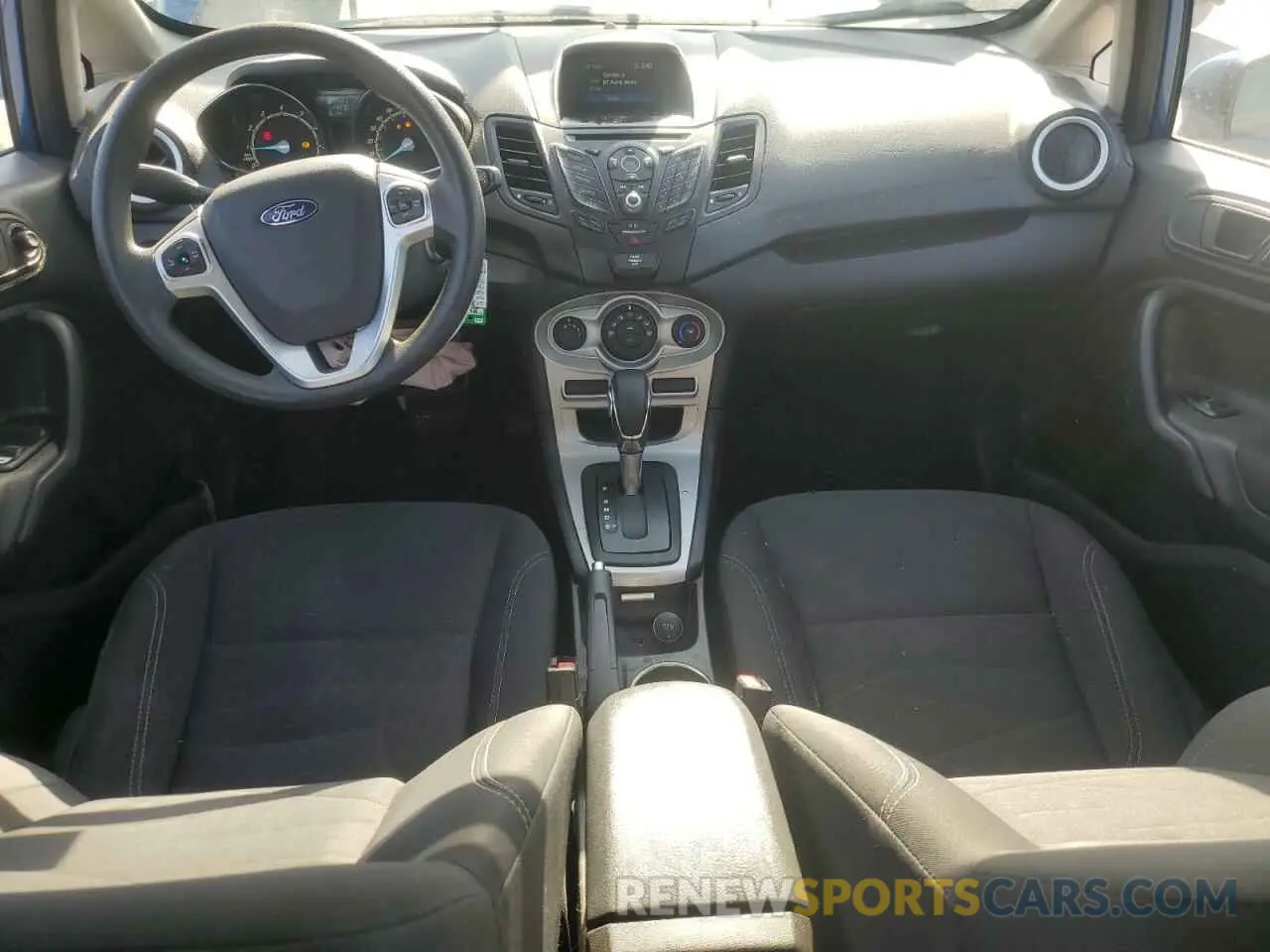 8 Фотография поврежденного автомобиля 3FADP4EJ4KM102073 FORD FIESTA 2019