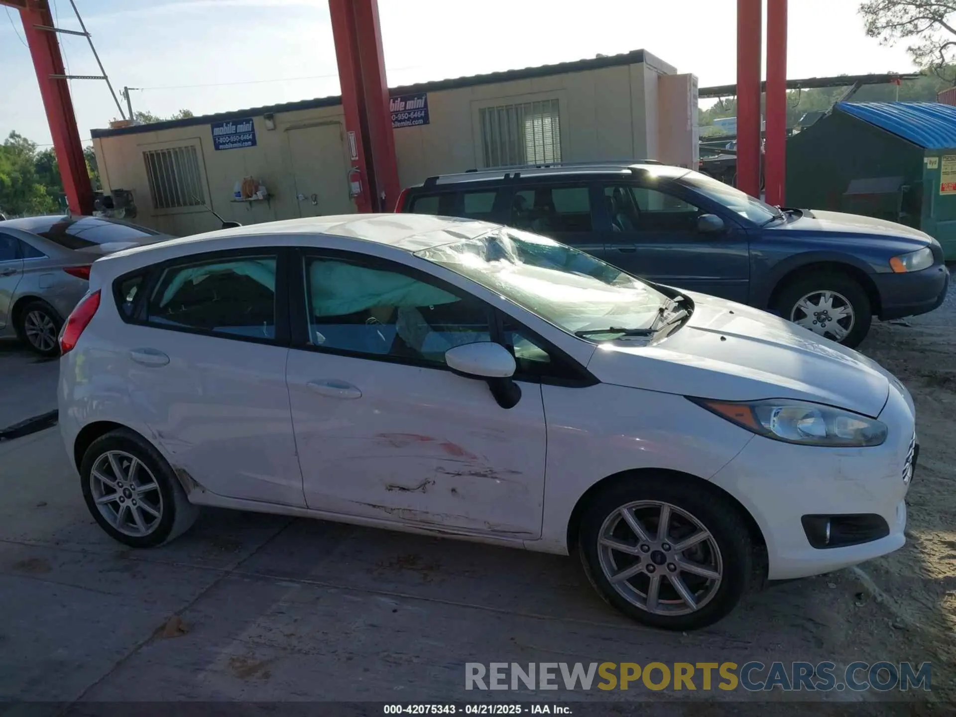 14 Photograph of a damaged car 3FADP4EJ4KM136871 FORD FIESTA 2019