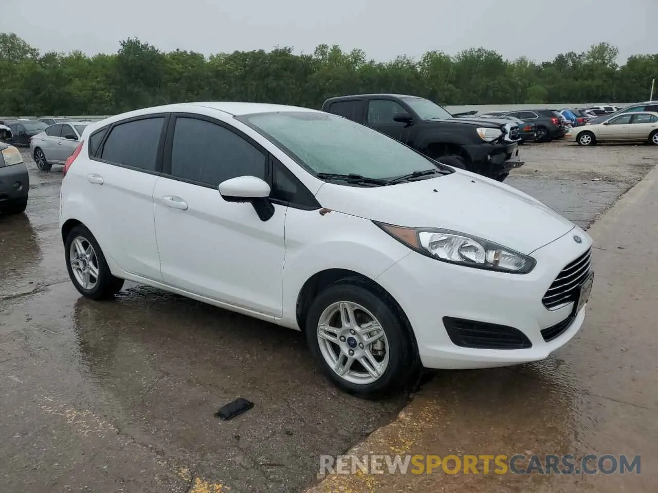 4 Фотография поврежденного автомобиля 3FADP4EJ5KM118170 FORD FIESTA 2019