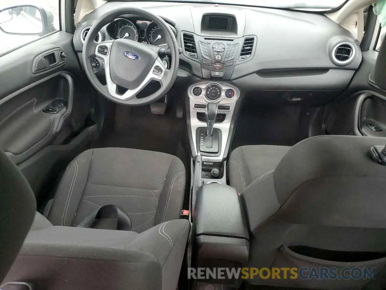 8 Photograph of a damaged car 3FADP4EJ5KM134689 FORD FIESTA 2019