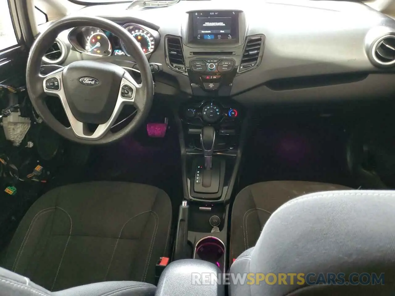 8 Photograph of a damaged car 3FADP4EJ5KM138063 FORD FIESTA 2019