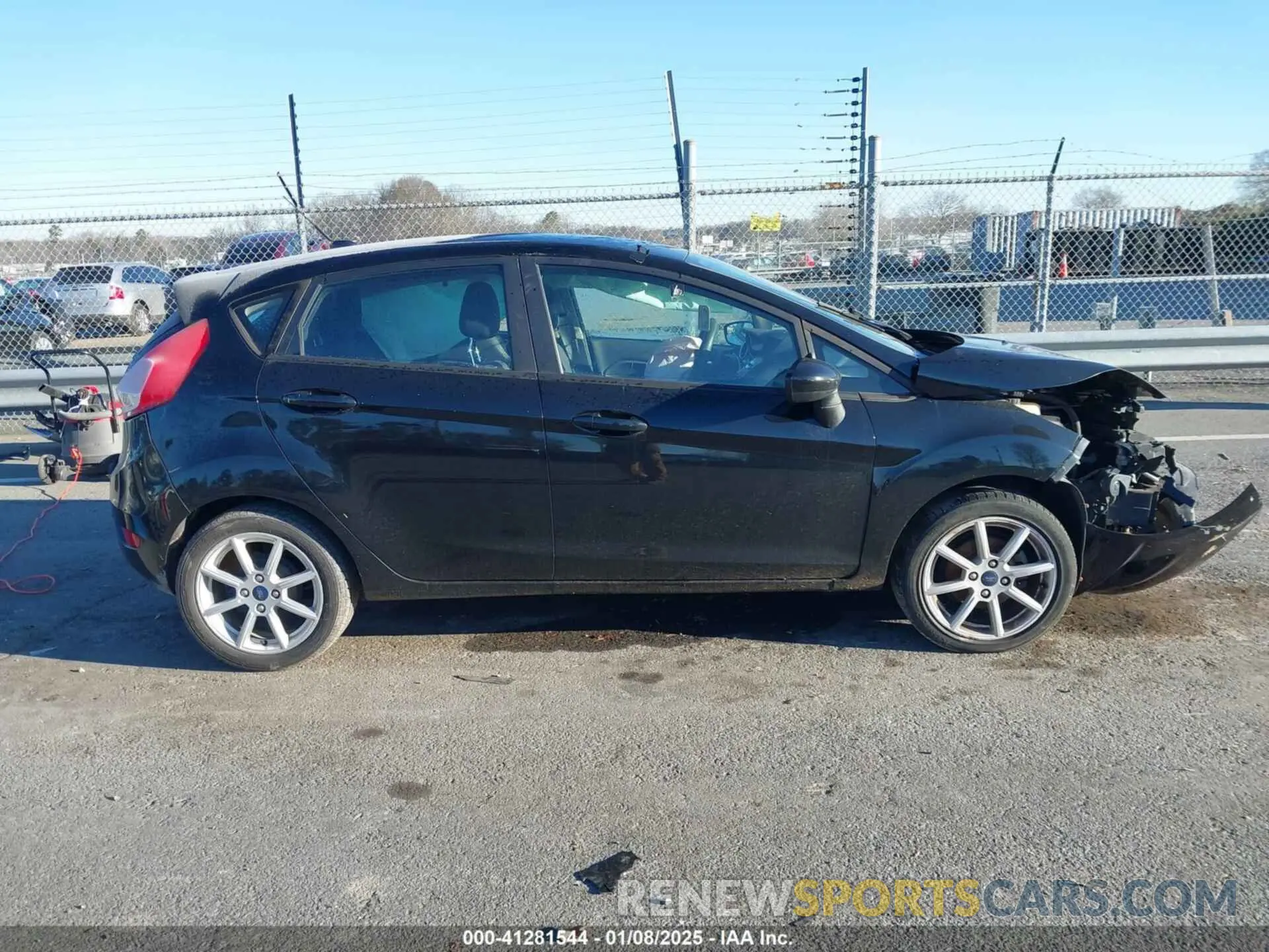14 Фотография поврежденного автомобиля 3FADP4EJ6KM137861 FORD FIESTA 2019