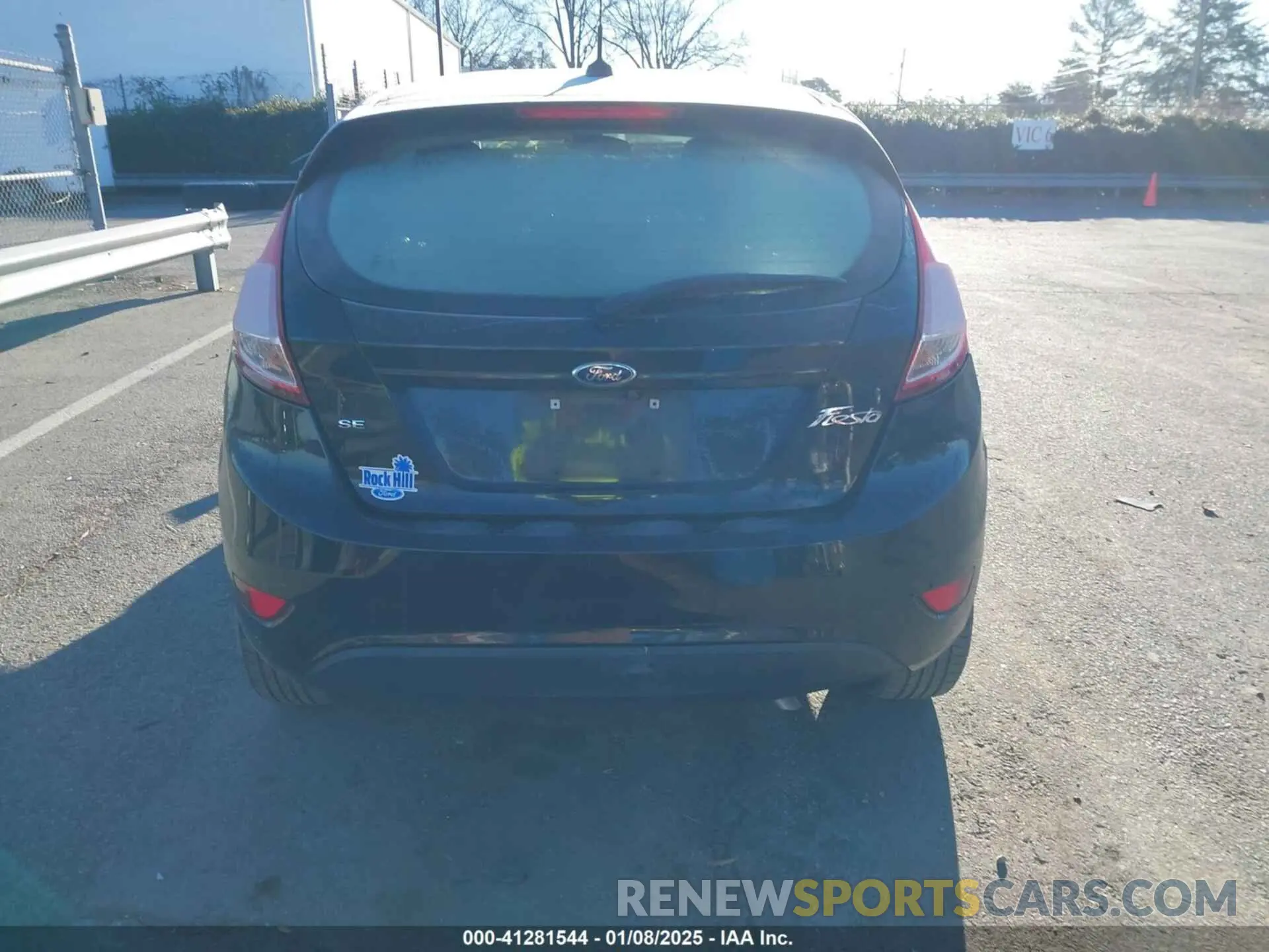 17 Фотография поврежденного автомобиля 3FADP4EJ6KM137861 FORD FIESTA 2019