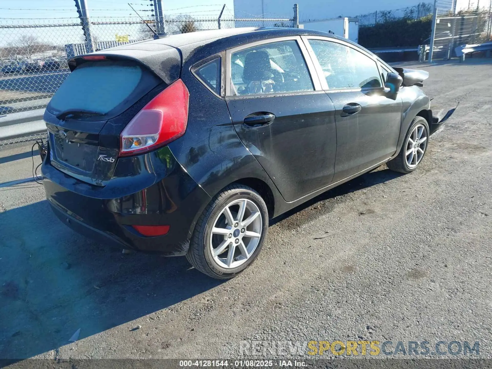 4 Фотография поврежденного автомобиля 3FADP4EJ6KM137861 FORD FIESTA 2019