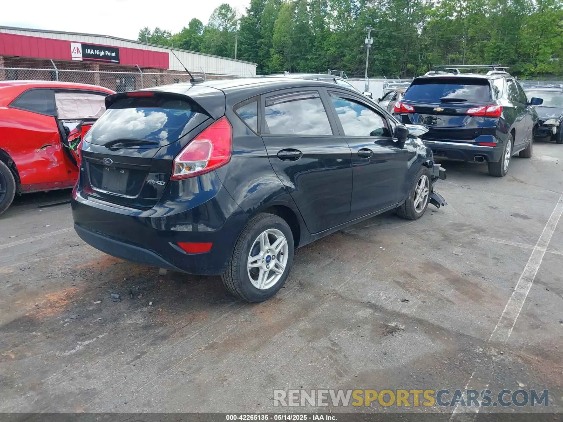 4 Фотография поврежденного автомобиля 3FADP4EJ7KM102259 FORD FIESTA 2019