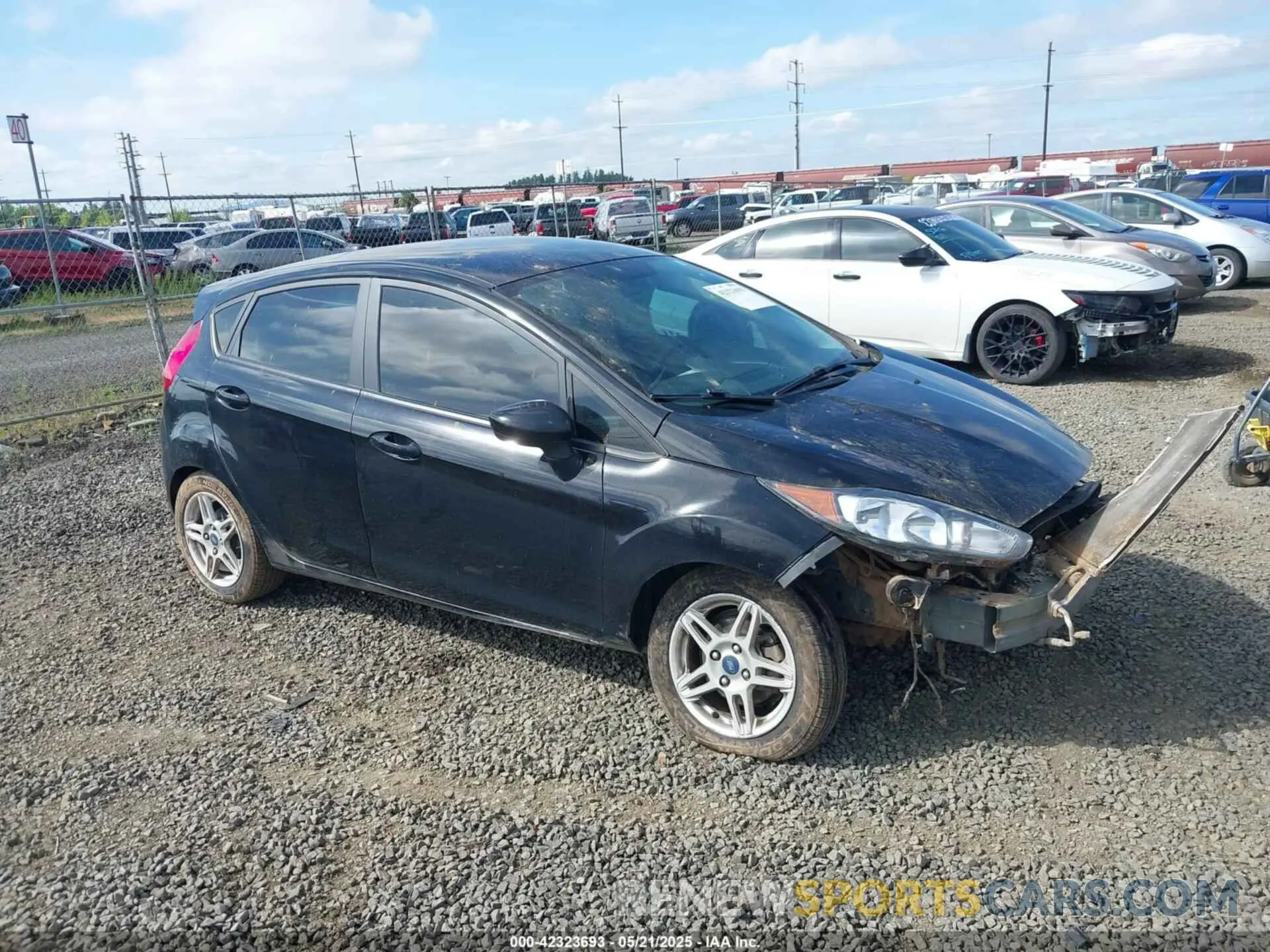 1 Фотография поврежденного автомобиля 3FADP4EJ8KM113559 FORD FIESTA 2019