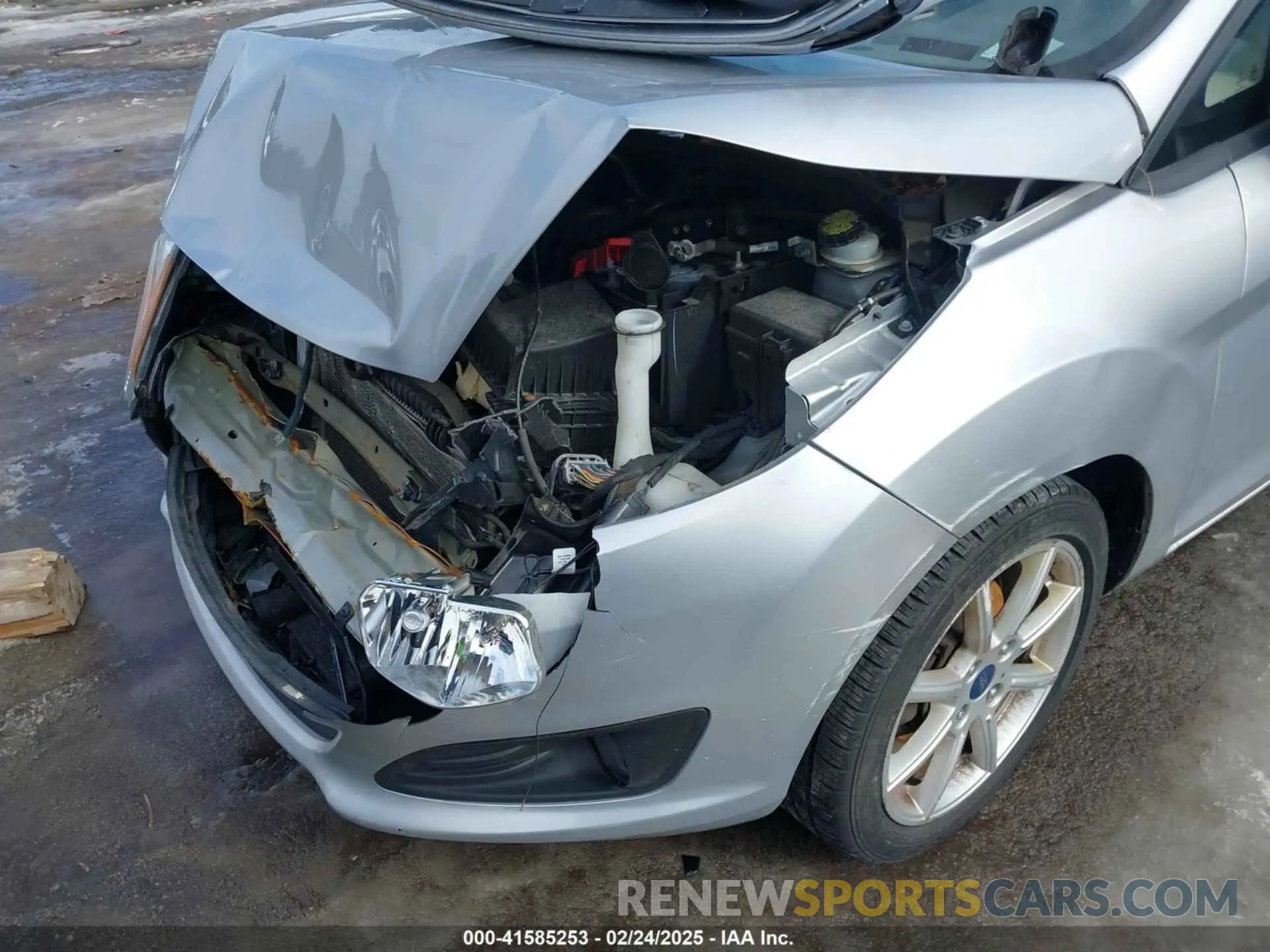 16 Photograph of a damaged car 3FADP4EJ8KM149929 FORD FIESTA 2019