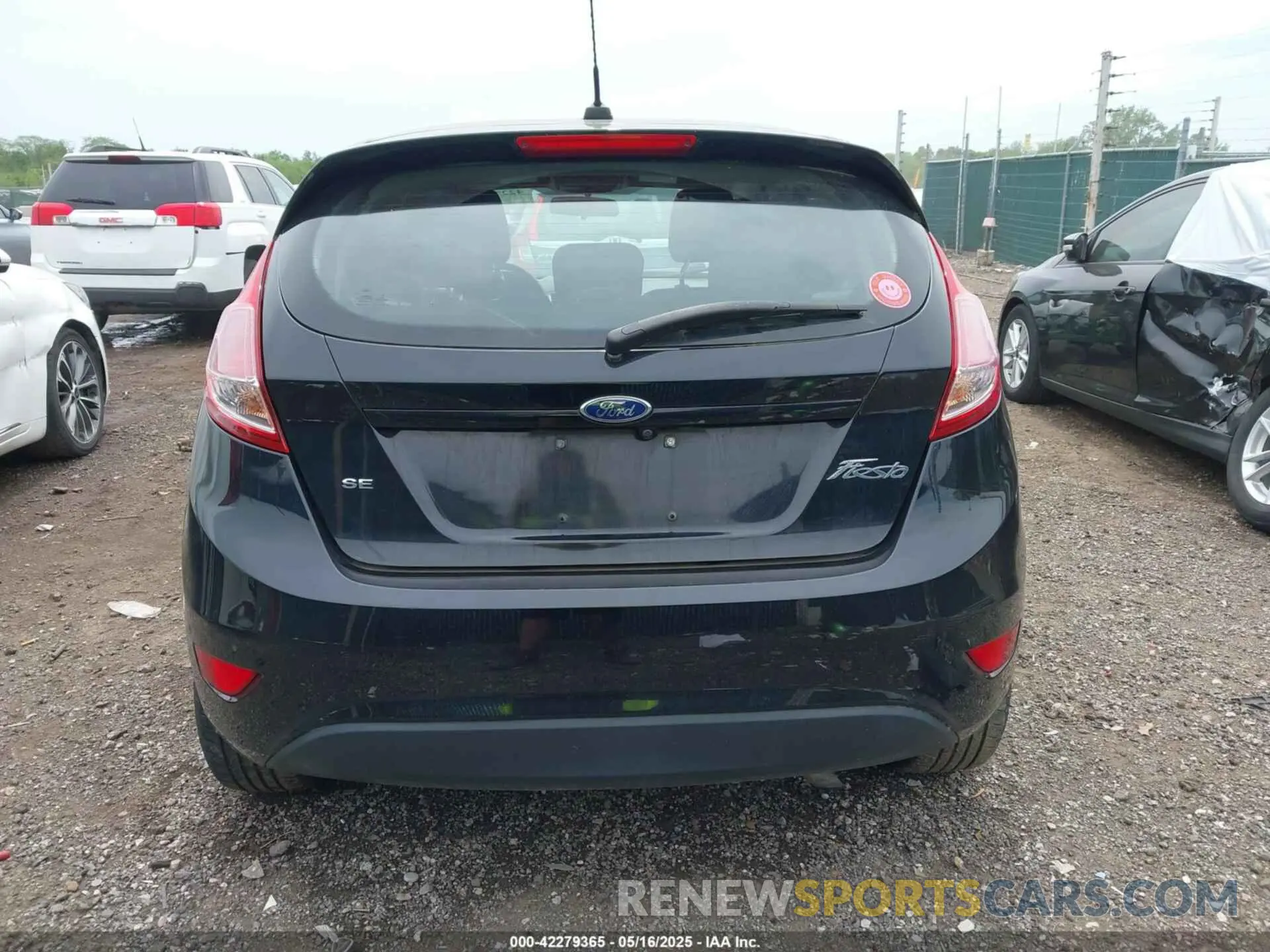 16 Photograph of a damaged car 3FADP4EJ9KM135957 FORD FIESTA 2019