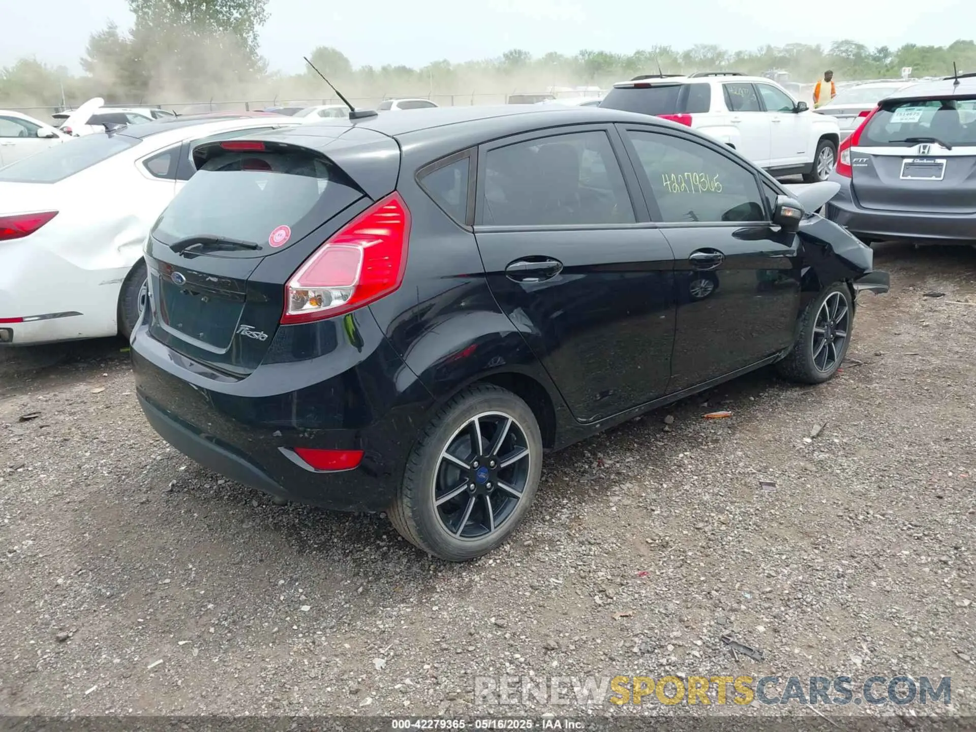 4 Photograph of a damaged car 3FADP4EJ9KM135957 FORD FIESTA 2019