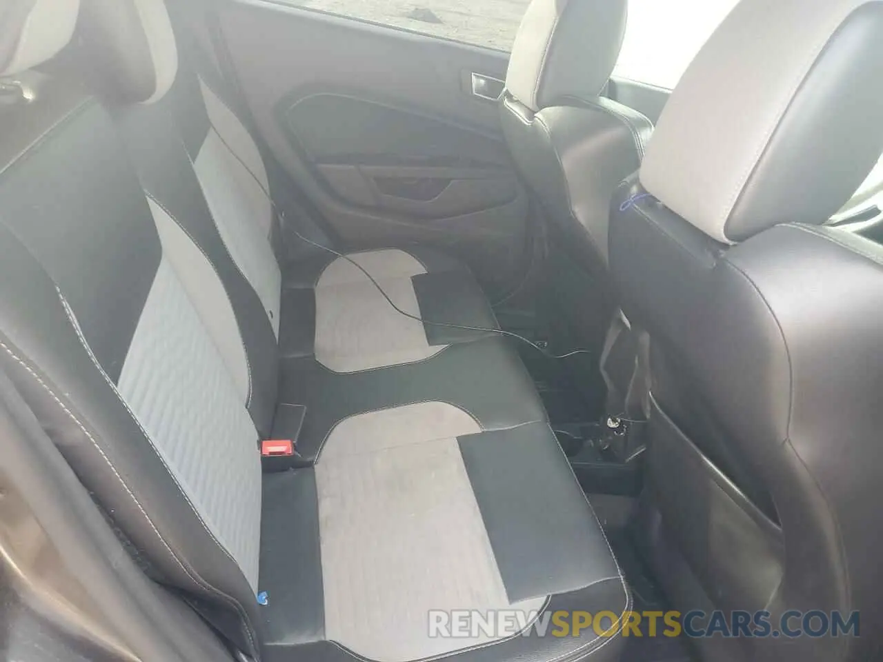 10 Photograph of a damaged car 3FADP4GX2KM153279 FORD FIESTA 2019