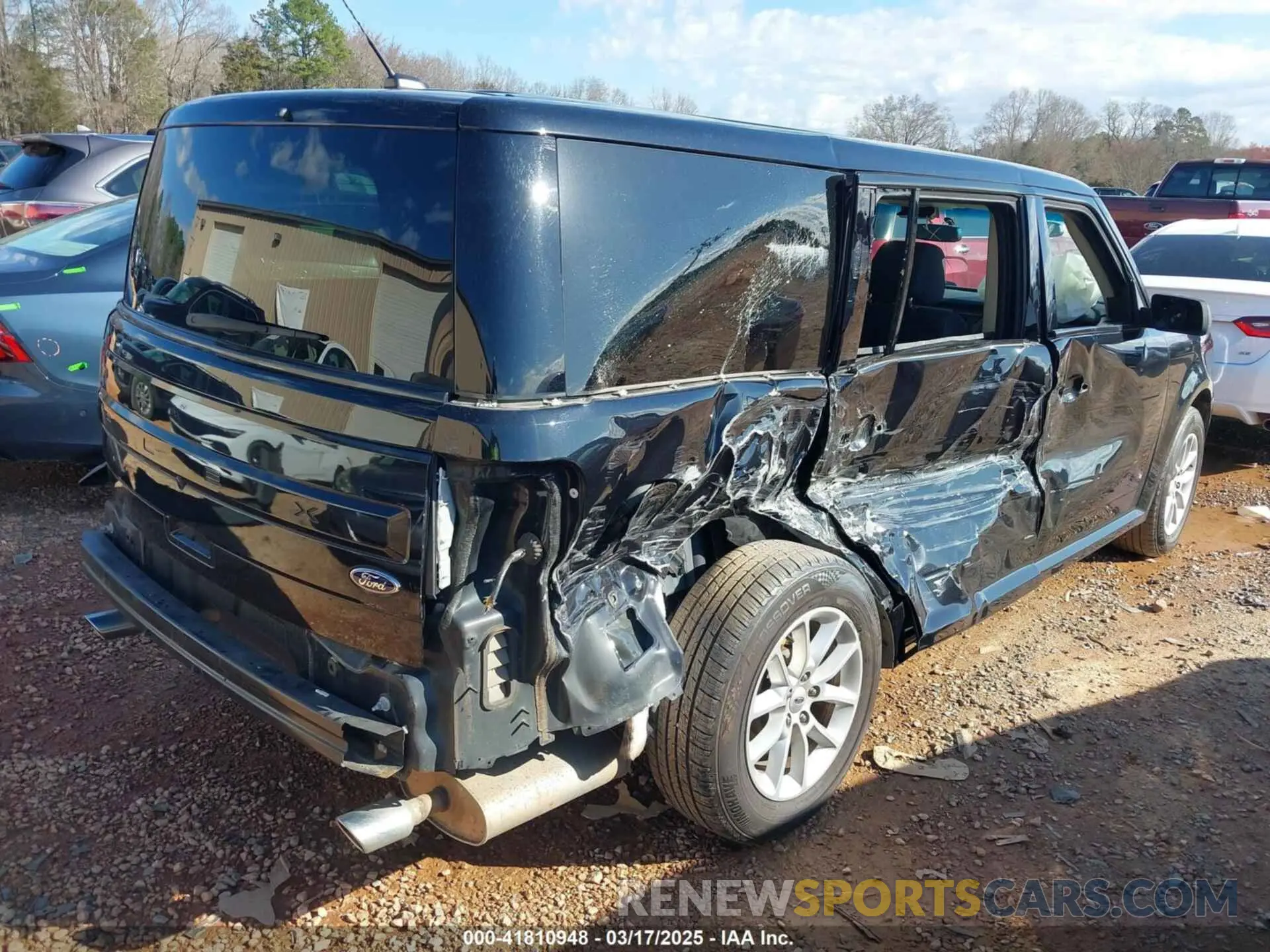 4 Photograph of a damaged car 2FMGK5B80KBA27804 FORD FLEX 2019