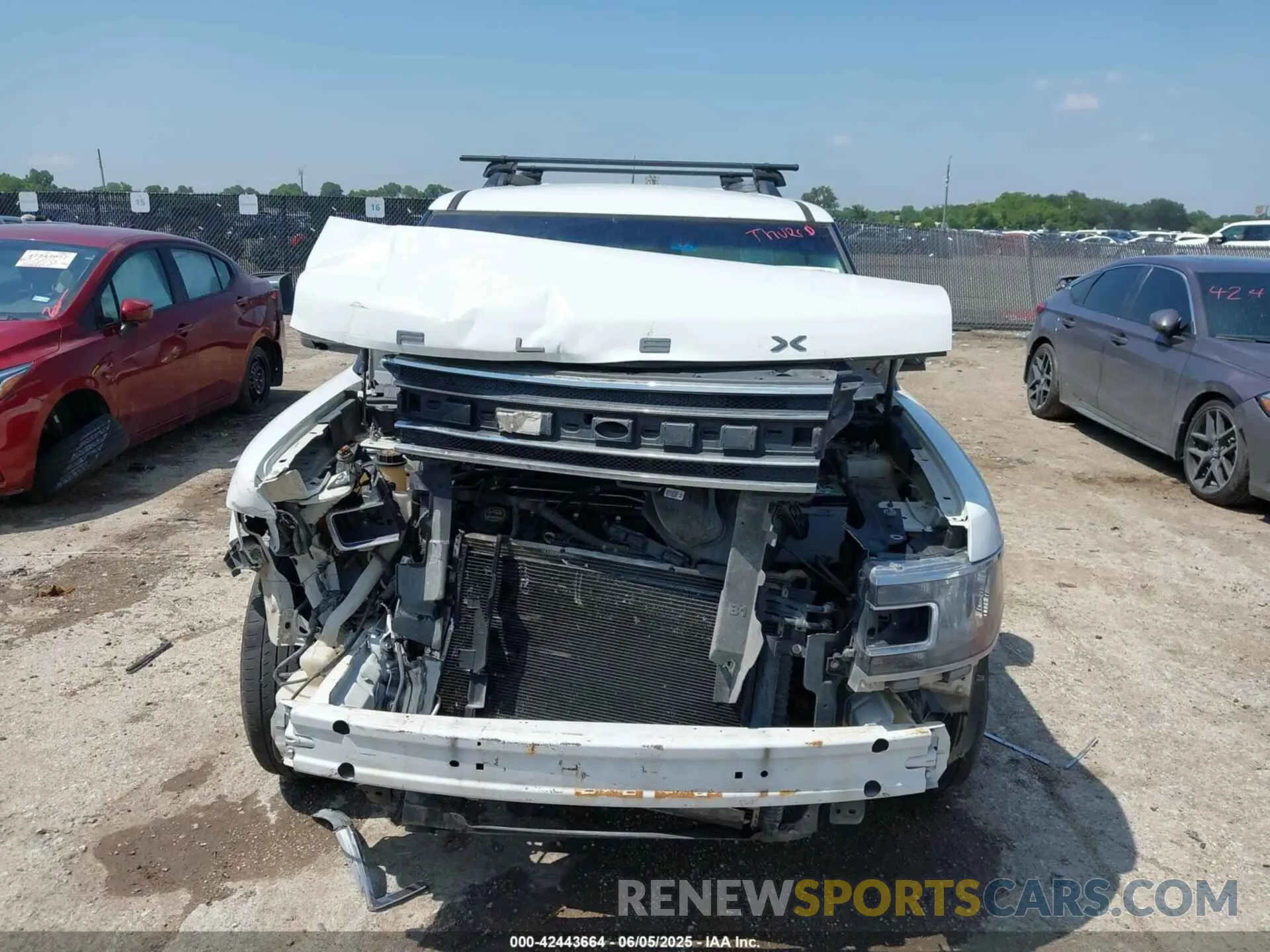 11 Photograph of a damaged car 2FMGK5B82KBA23947 FORD FLEX 2019