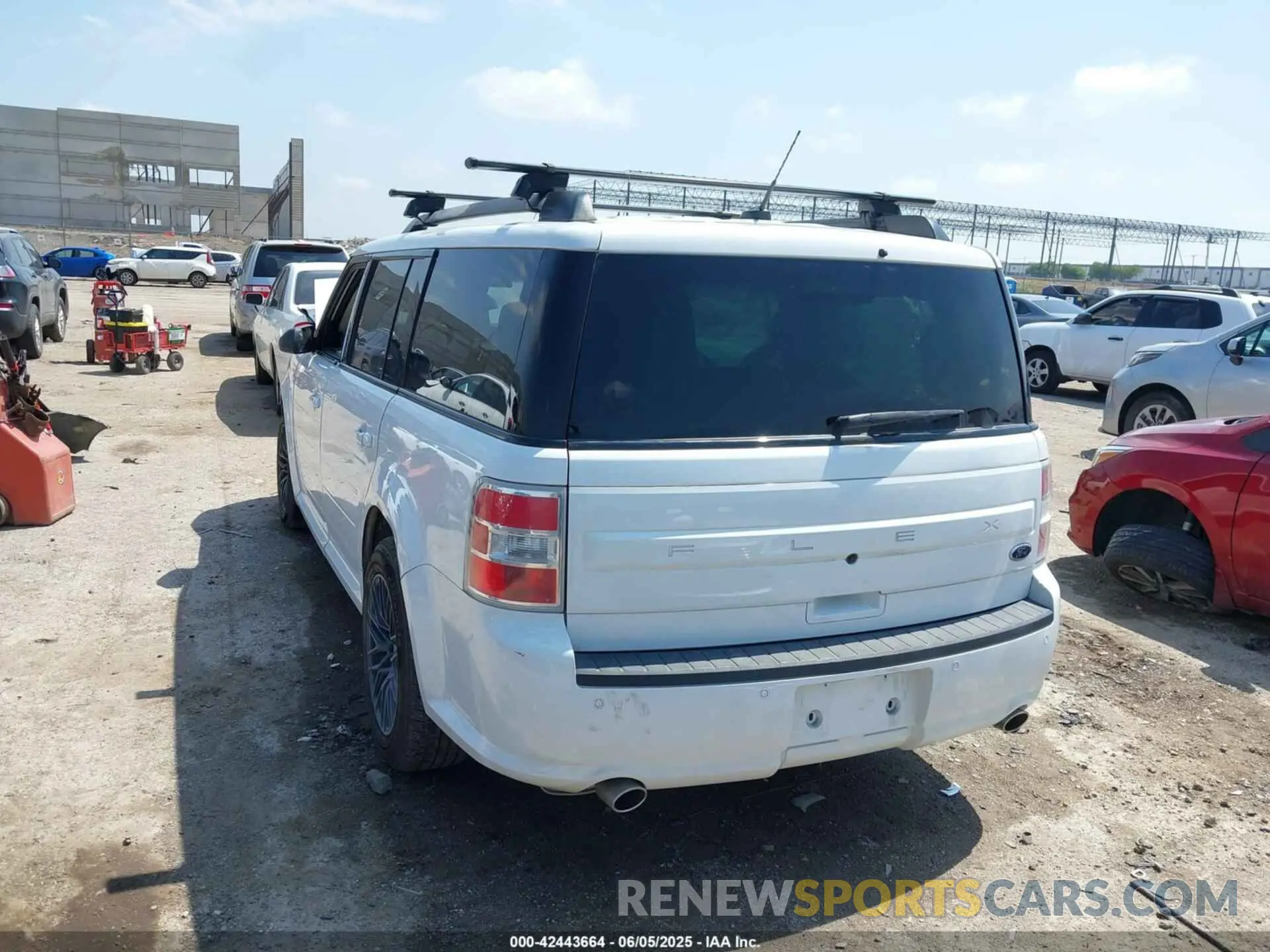 3 Photograph of a damaged car 2FMGK5B82KBA23947 FORD FLEX 2019