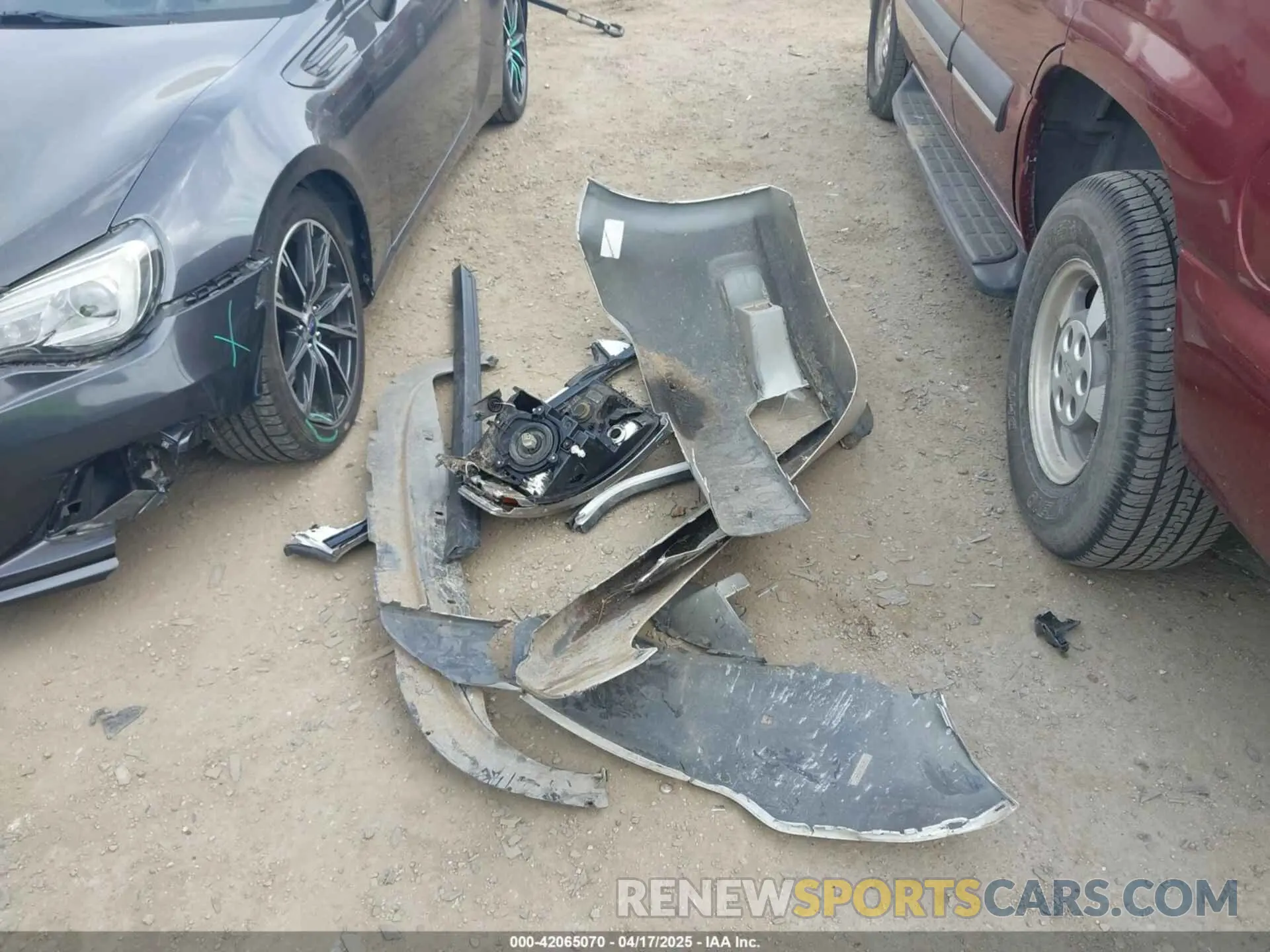 12 Фотография поврежденного автомобиля 2FMGK5B8XKBA00710 FORD FLEX 2019