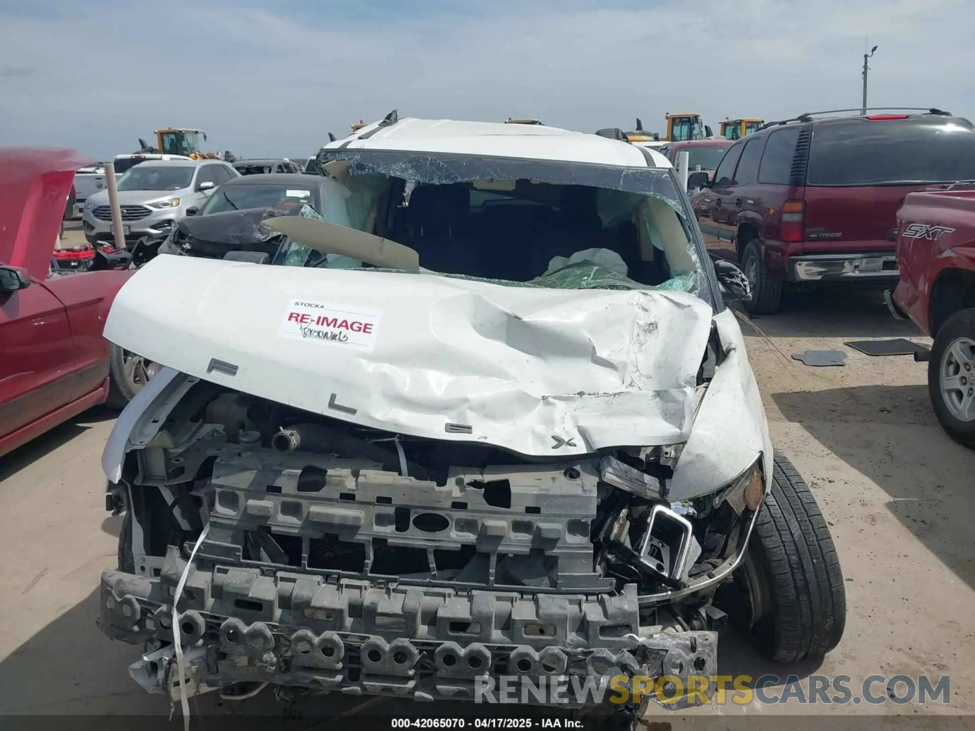 13 Фотография поврежденного автомобиля 2FMGK5B8XKBA00710 FORD FLEX 2019