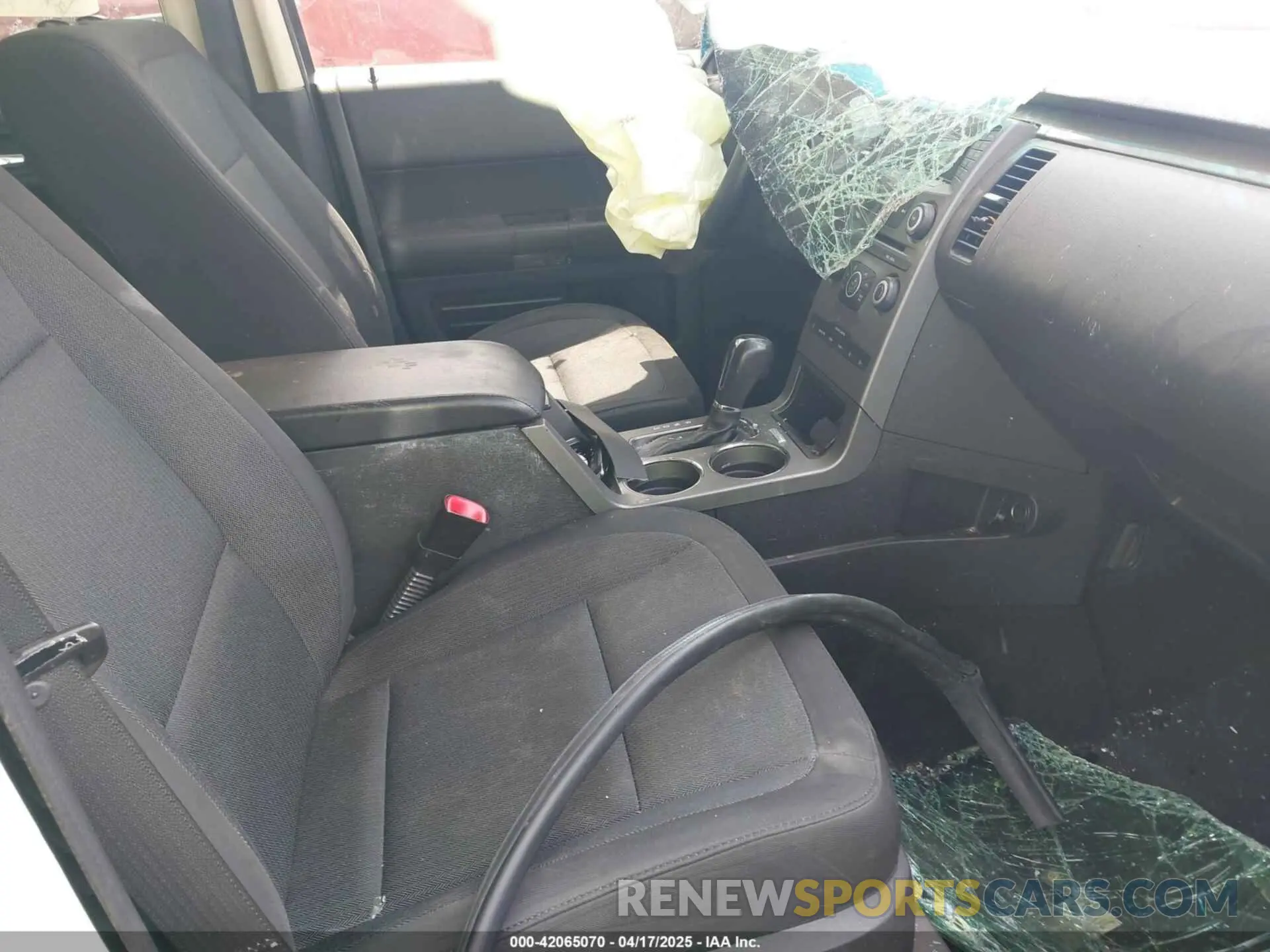 5 Фотография поврежденного автомобиля 2FMGK5B8XKBA00710 FORD FLEX 2019