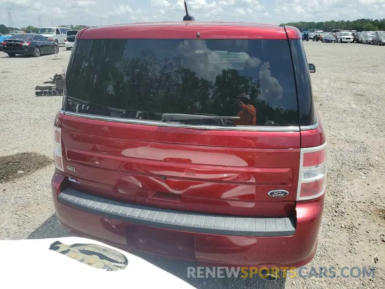 6 Фотография поврежденного автомобиля 2FMGK5C80KBA15943 FORD FLEX 2019