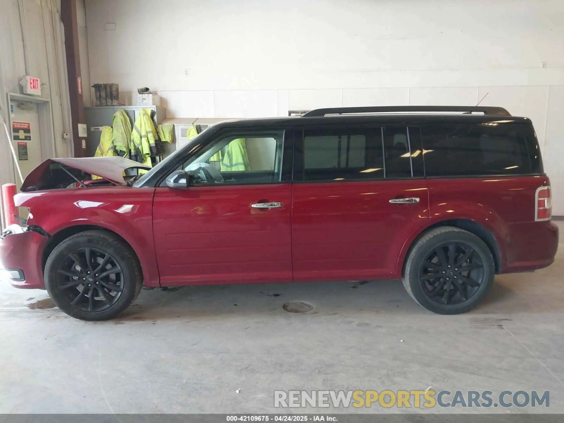 14 Photograph of a damaged car 2FMGK5C80KBA28675 FORD FLEX 2019