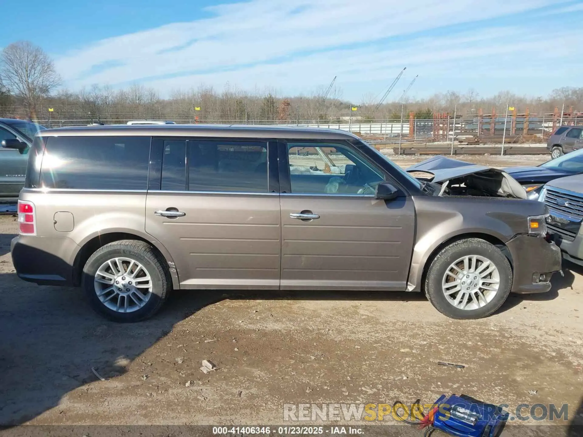 13 Photograph of a damaged car 2FMGK5C81KBA30564 FORD FLEX 2019