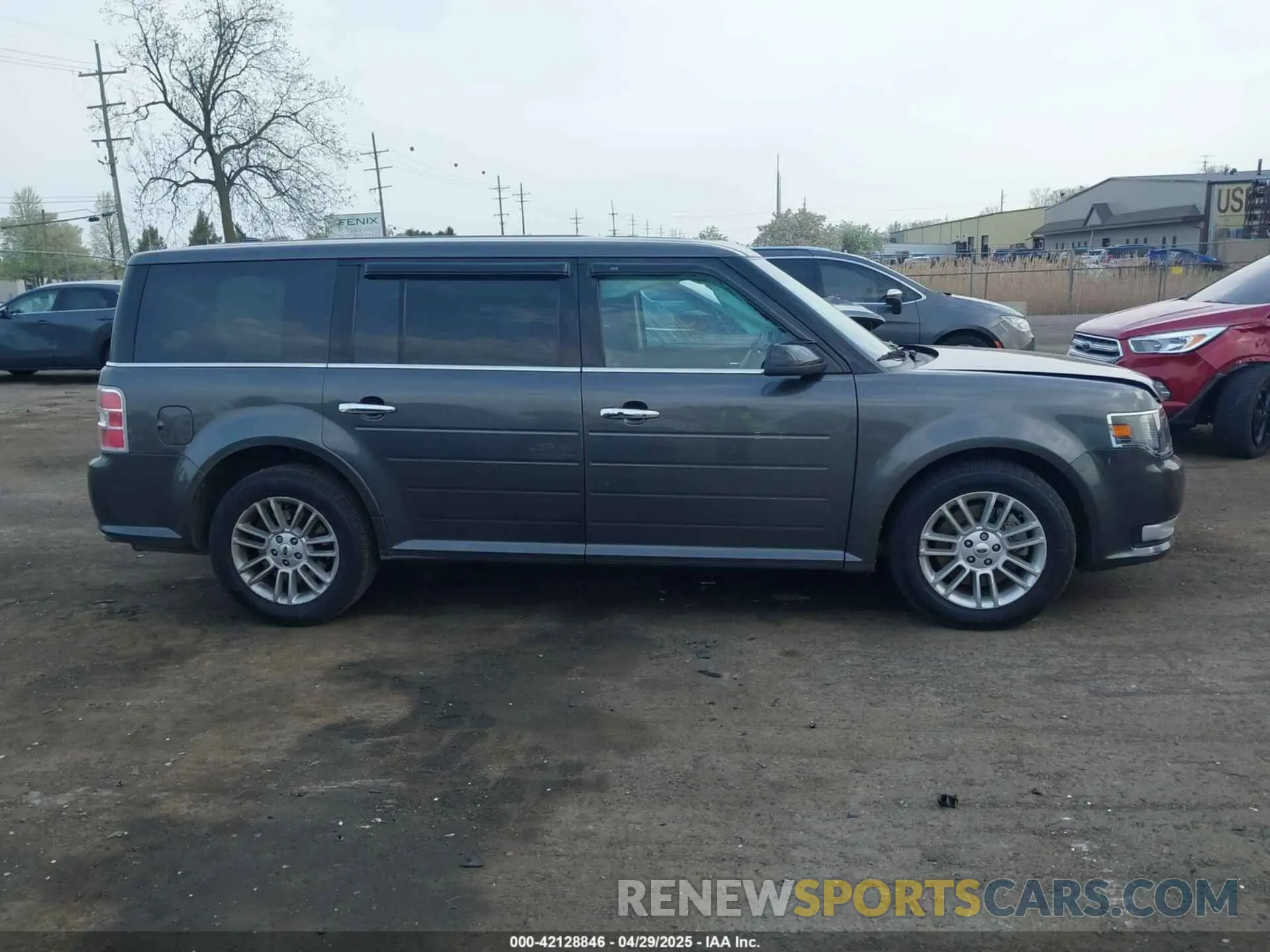 12 Фотография поврежденного автомобиля 2FMGK5C84KBA00572 FORD FLEX 2019