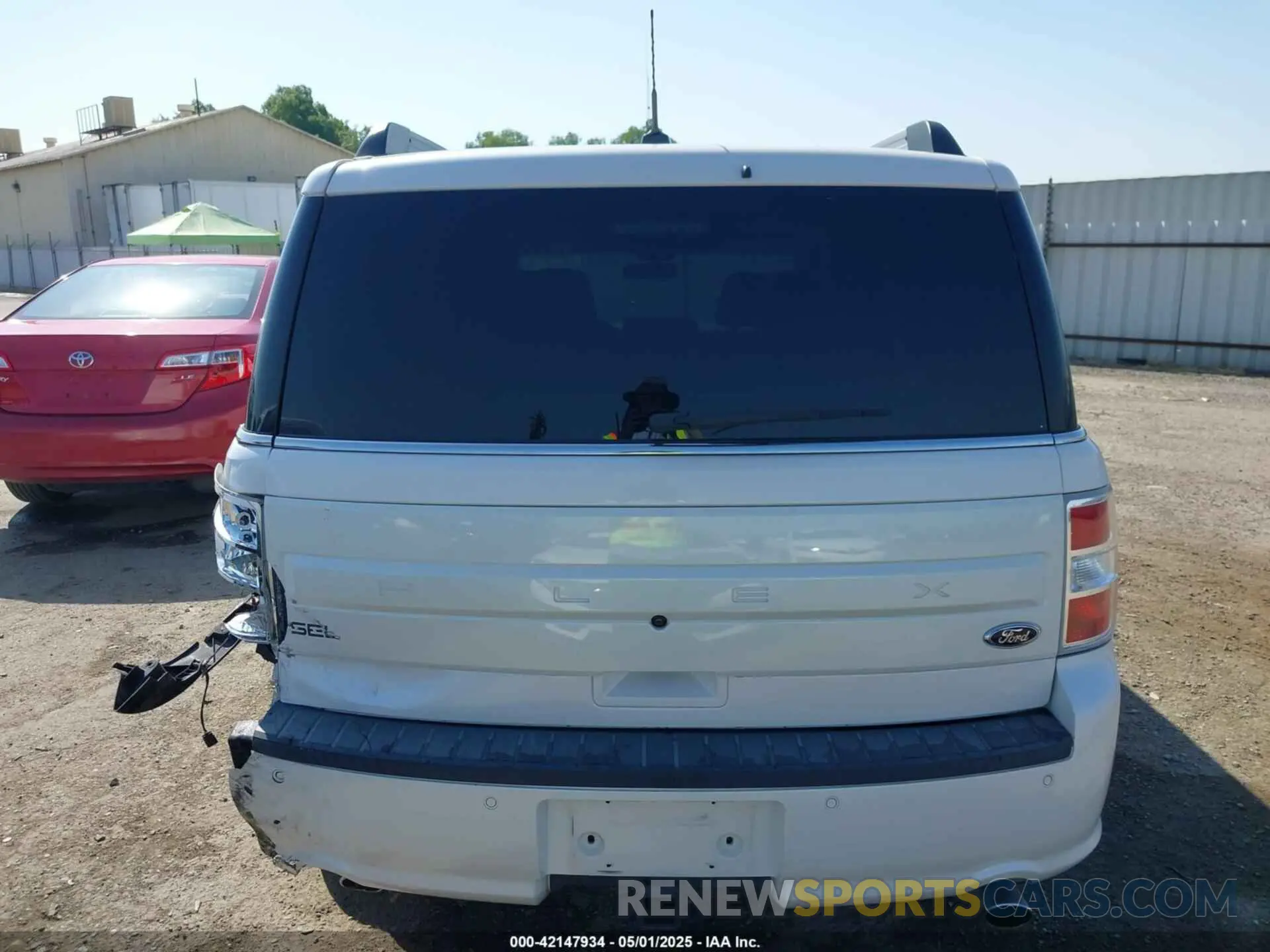 16 Фотография поврежденного автомобиля 2FMGK5C87KBA39320 FORD FLEX 2019