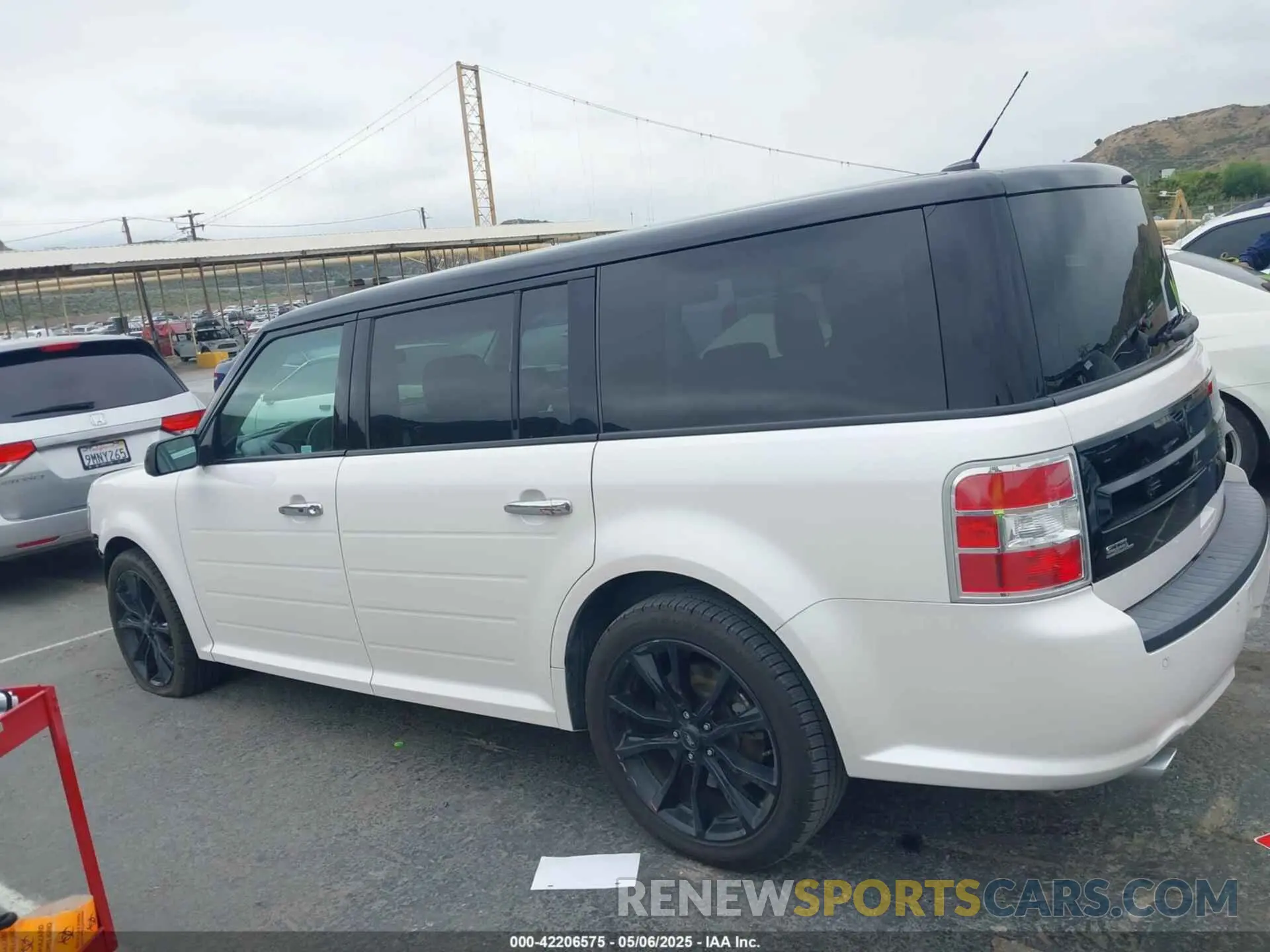 15 Фотография поврежденного автомобиля 2FMGK5C88KBA03099 FORD FLEX 2019