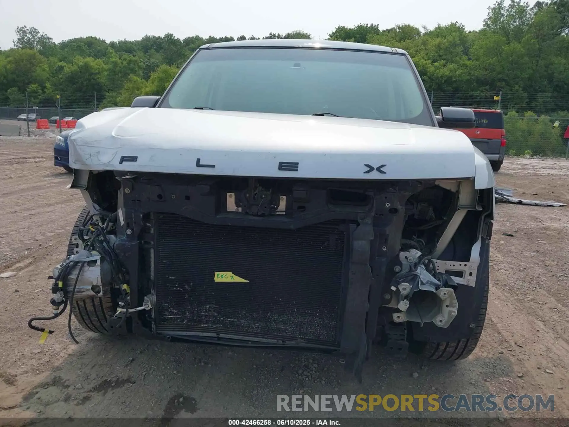 13 Photograph of a damaged car 2FMGK5C88KBA07508 FORD FLEX 2019