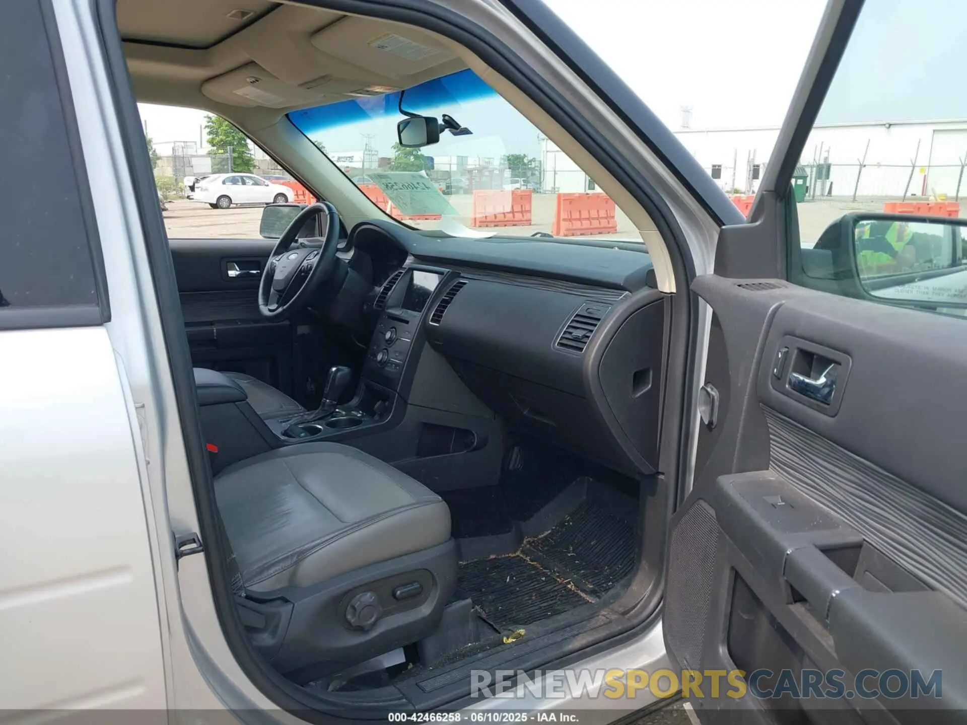 5 Photograph of a damaged car 2FMGK5C88KBA07508 FORD FLEX 2019