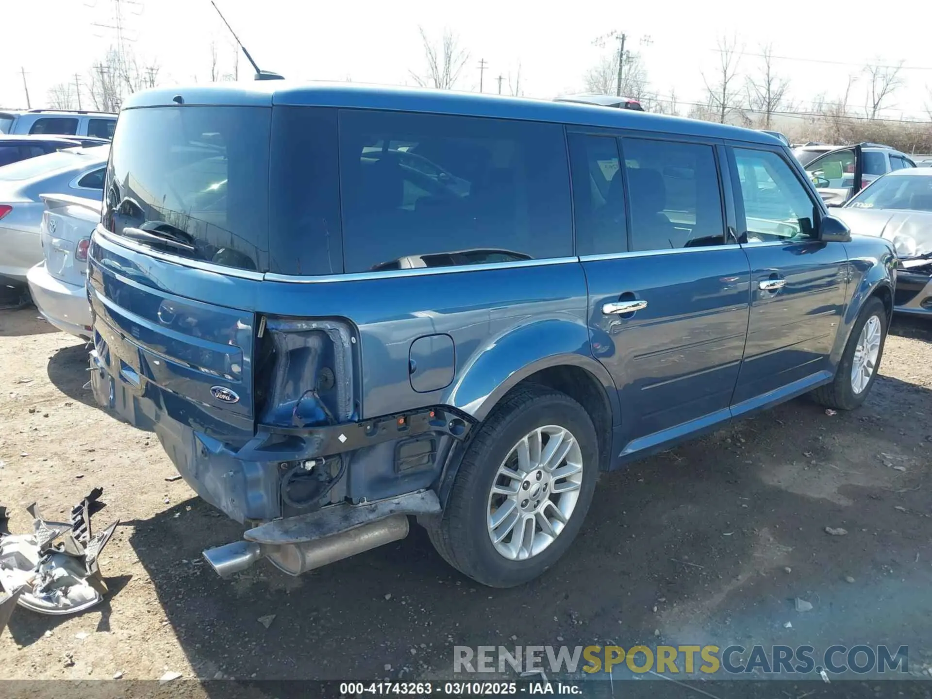 4 Photograph of a damaged car 2FMGK5C89KBA10918 FORD FLEX 2019