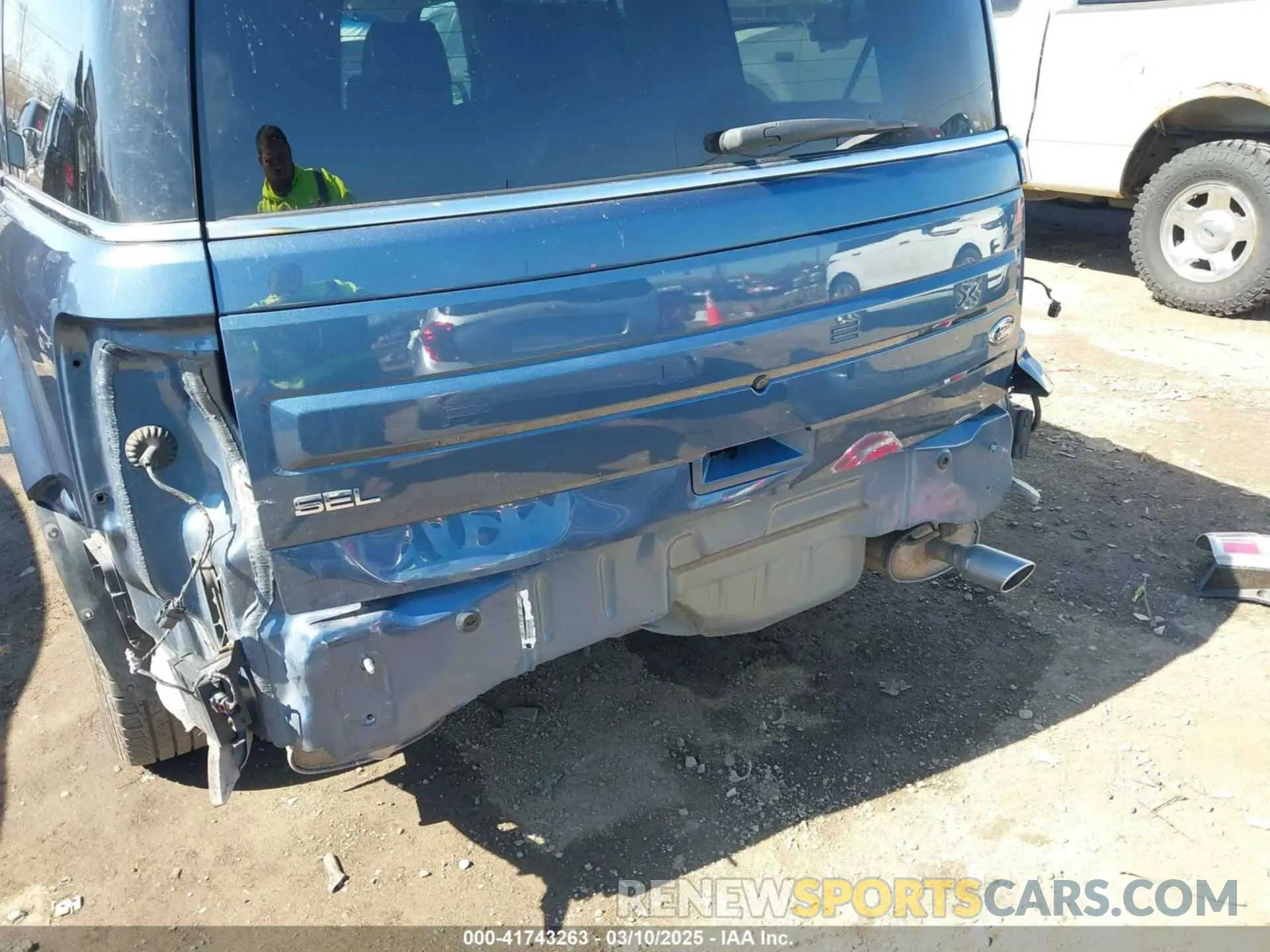 6 Photograph of a damaged car 2FMGK5C89KBA10918 FORD FLEX 2019