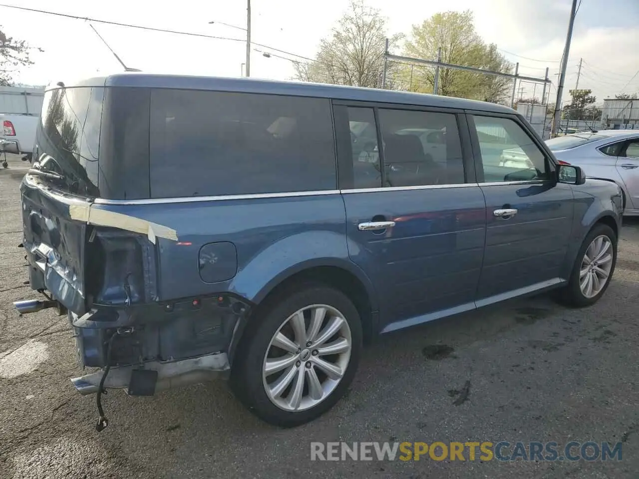 3 Фотография поврежденного автомобиля 2FMGK5C89KBA12118 FORD FLEX 2019