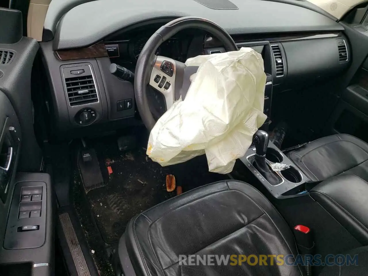 8 Photograph of a damaged car 2FMGK5D82KBA04263 FORD FLEX 2019