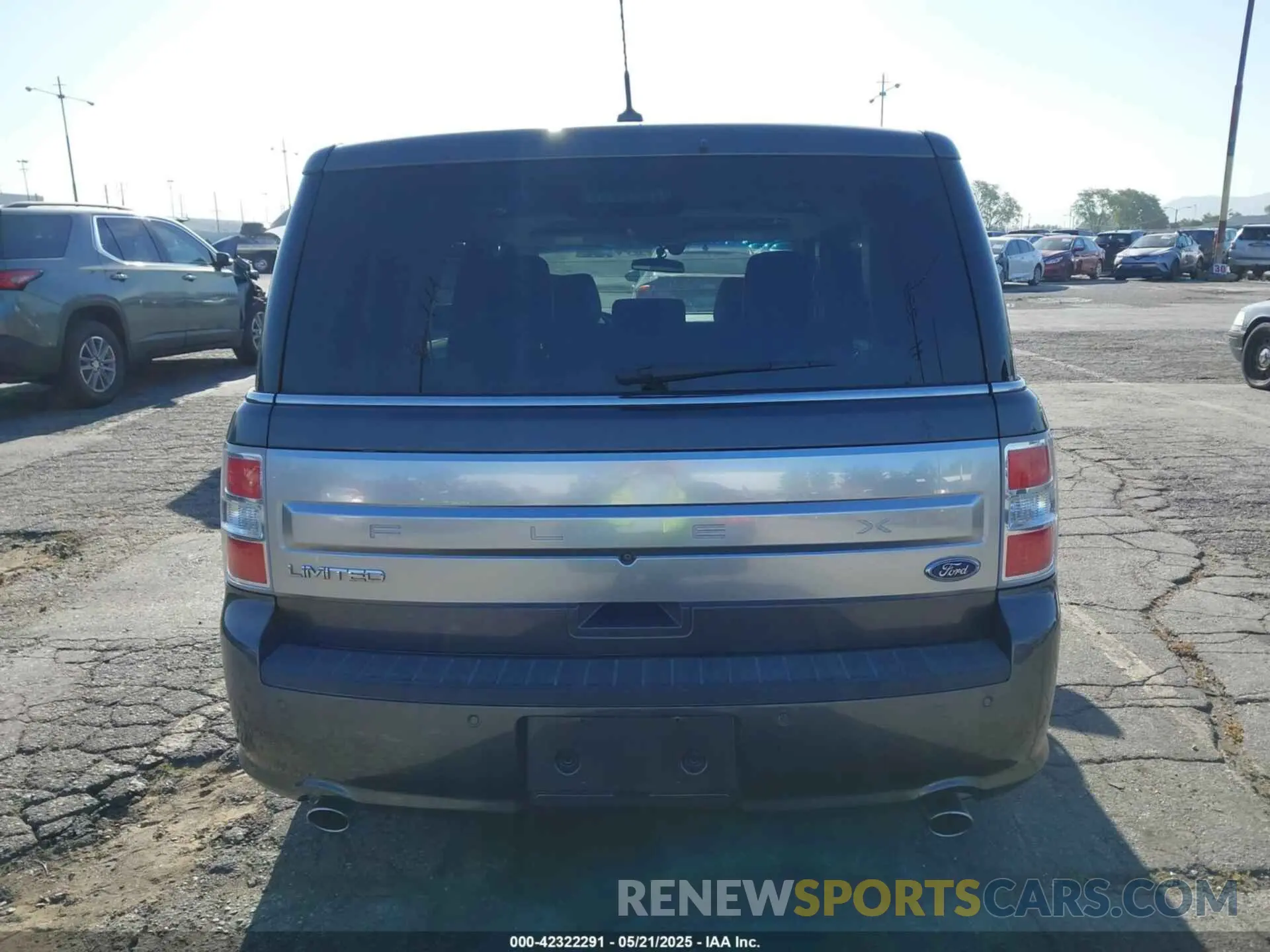 16 Фотография поврежденного автомобиля 2FMGK5D86KBA03228 FORD FLEX 2019