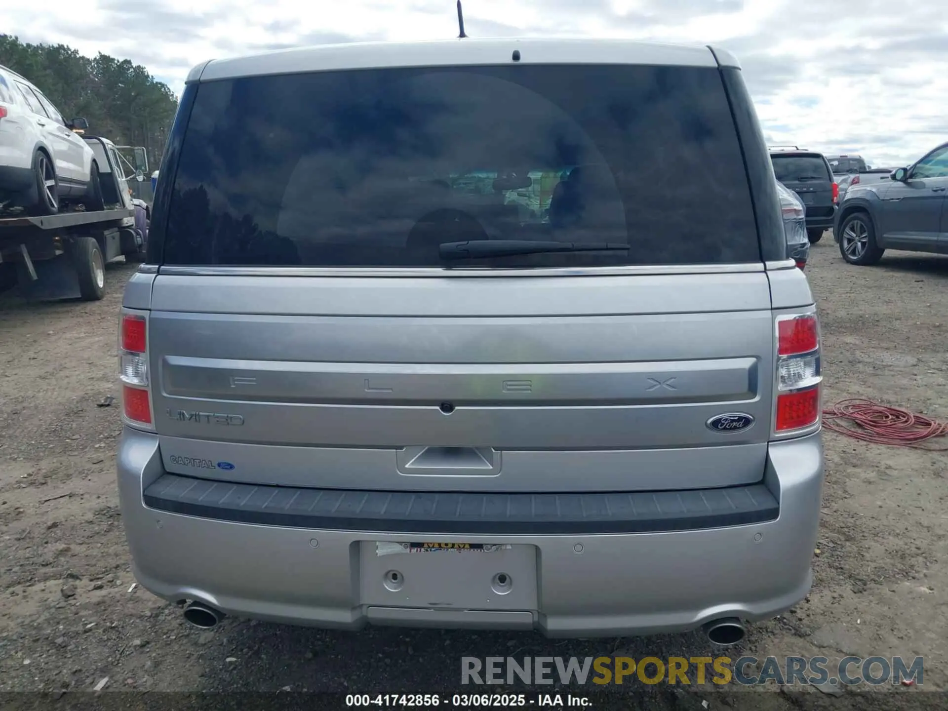 16 Фотография поврежденного автомобиля 2FMGK5D87KBA19647 FORD FLEX 2019