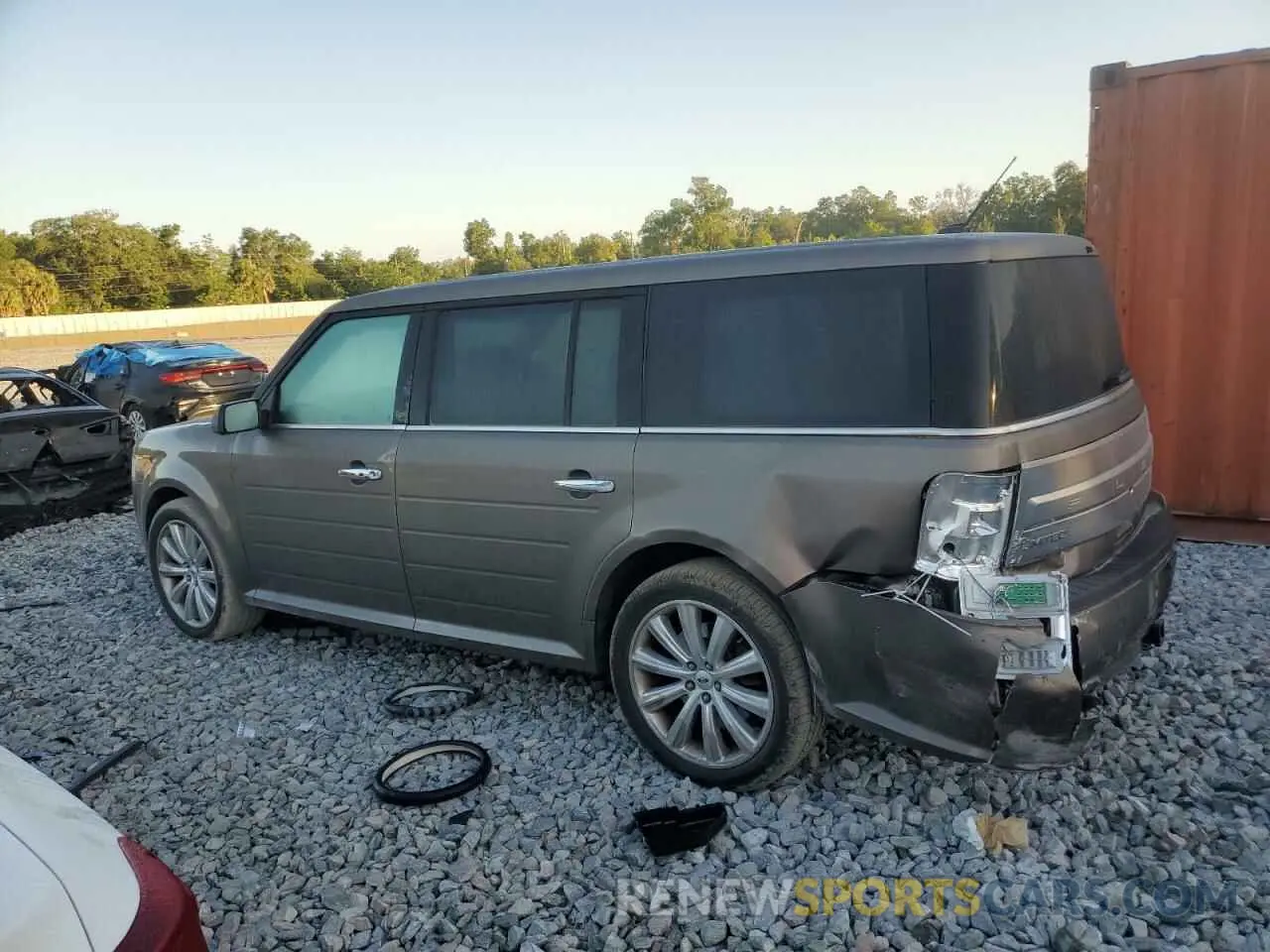 2 Фотография поврежденного автомобиля 2FMGK5D88KBA03442 FORD FLEX 2019