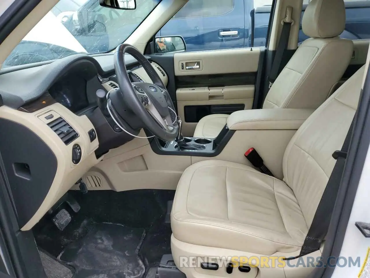 7 Photograph of a damaged car 2FMHK6C82KBA24010 FORD FLEX 2019