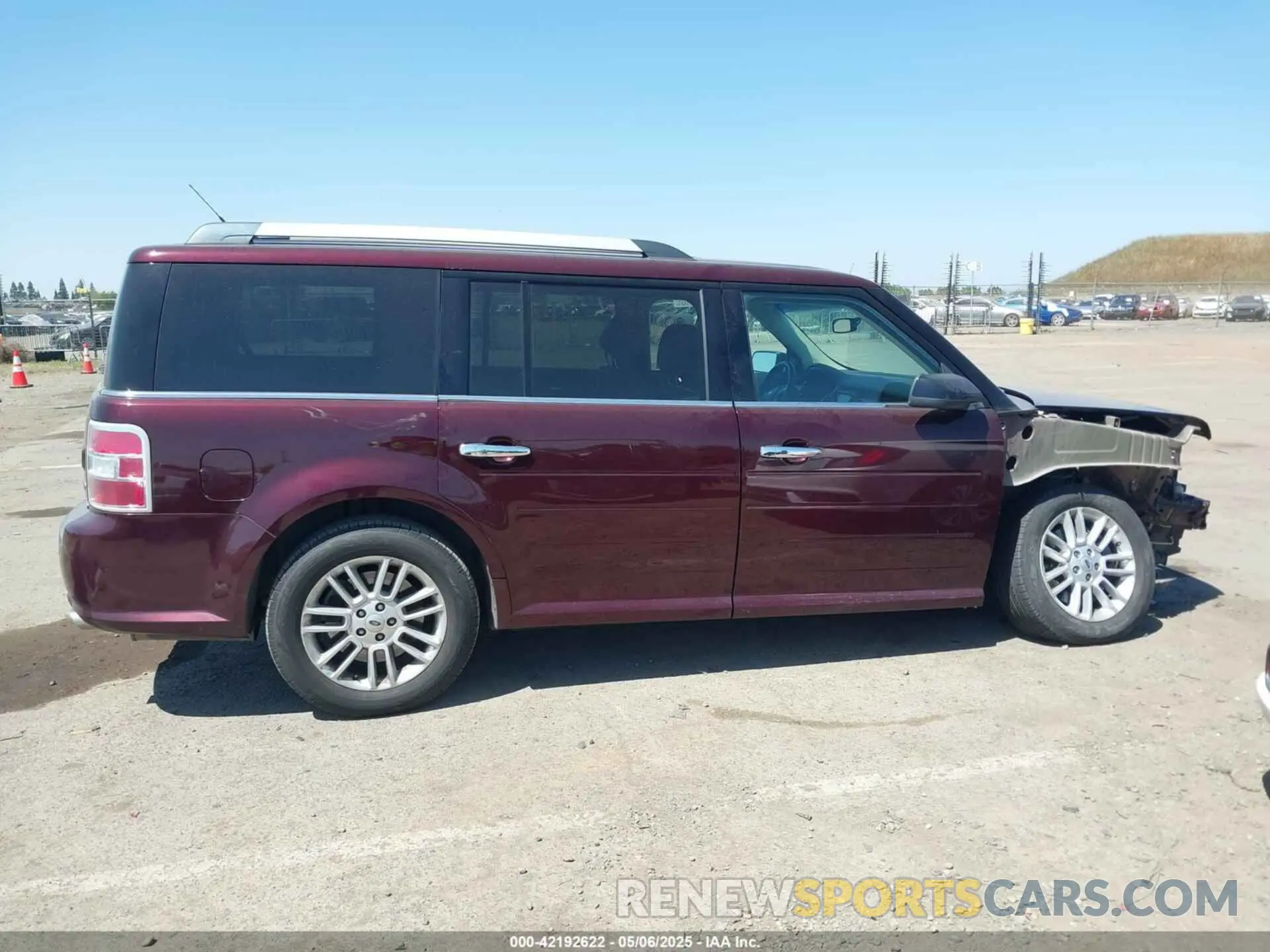 14 Photograph of a damaged car 2FMHK6C83KBA23383 FORD FLEX 2019
