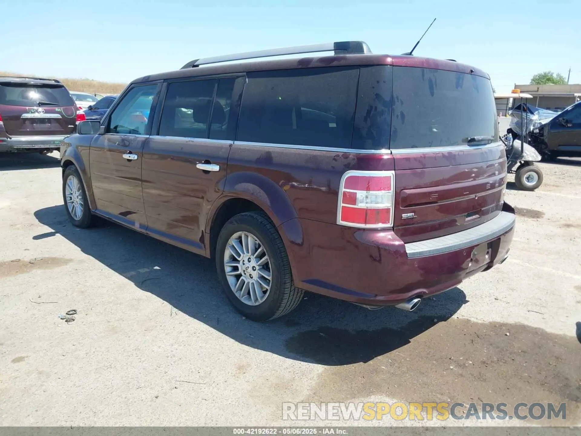 3 Photograph of a damaged car 2FMHK6C83KBA23383 FORD FLEX 2019