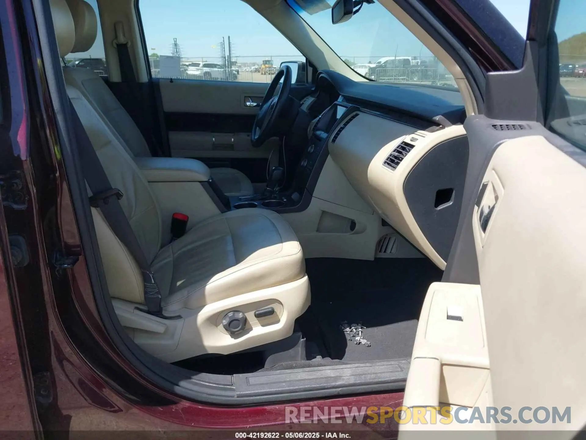 5 Photograph of a damaged car 2FMHK6C83KBA23383 FORD FLEX 2019
