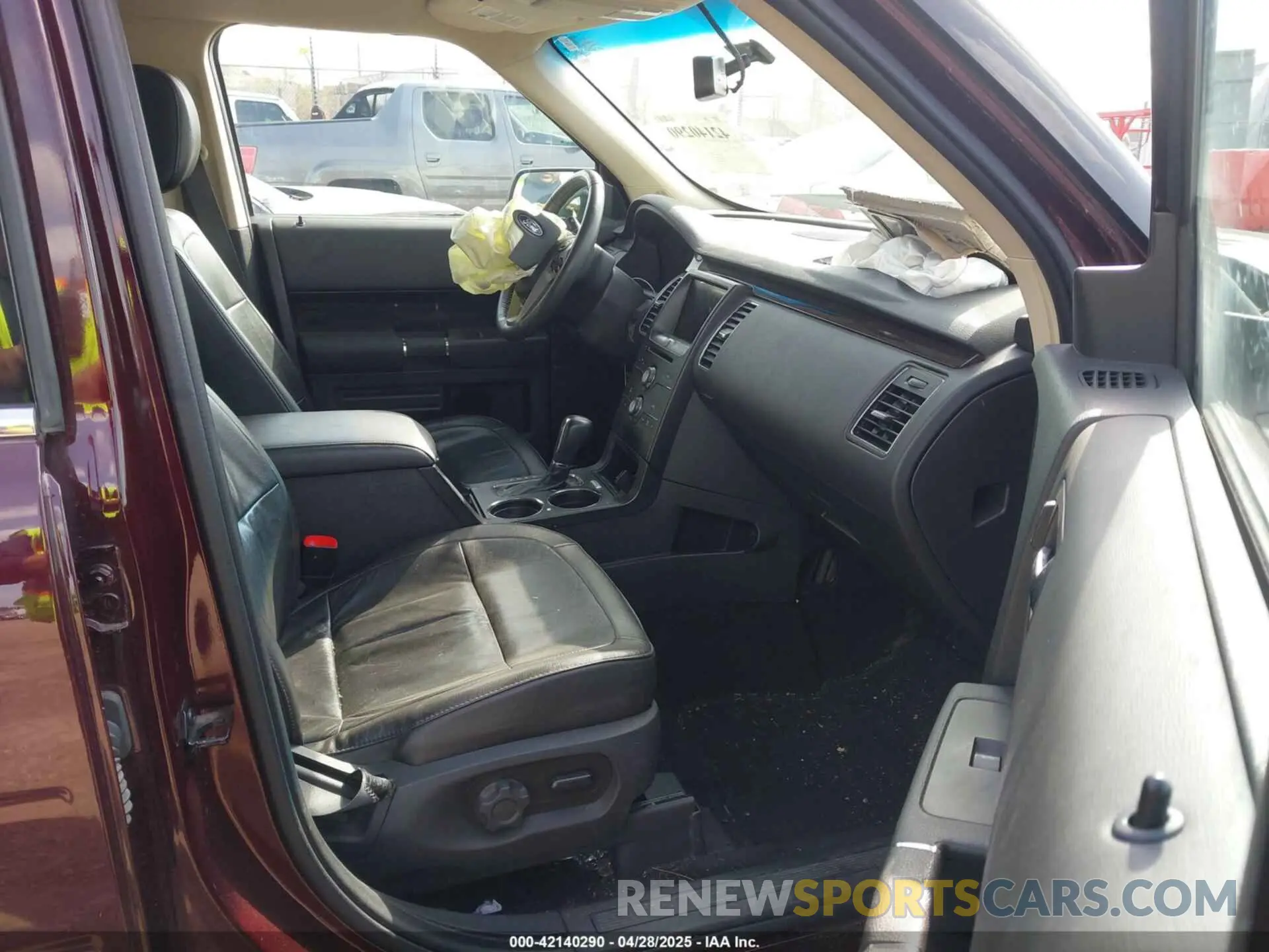 5 Photograph of a damaged car 2FMHK6C84KBA32920 FORD FLEX 2019