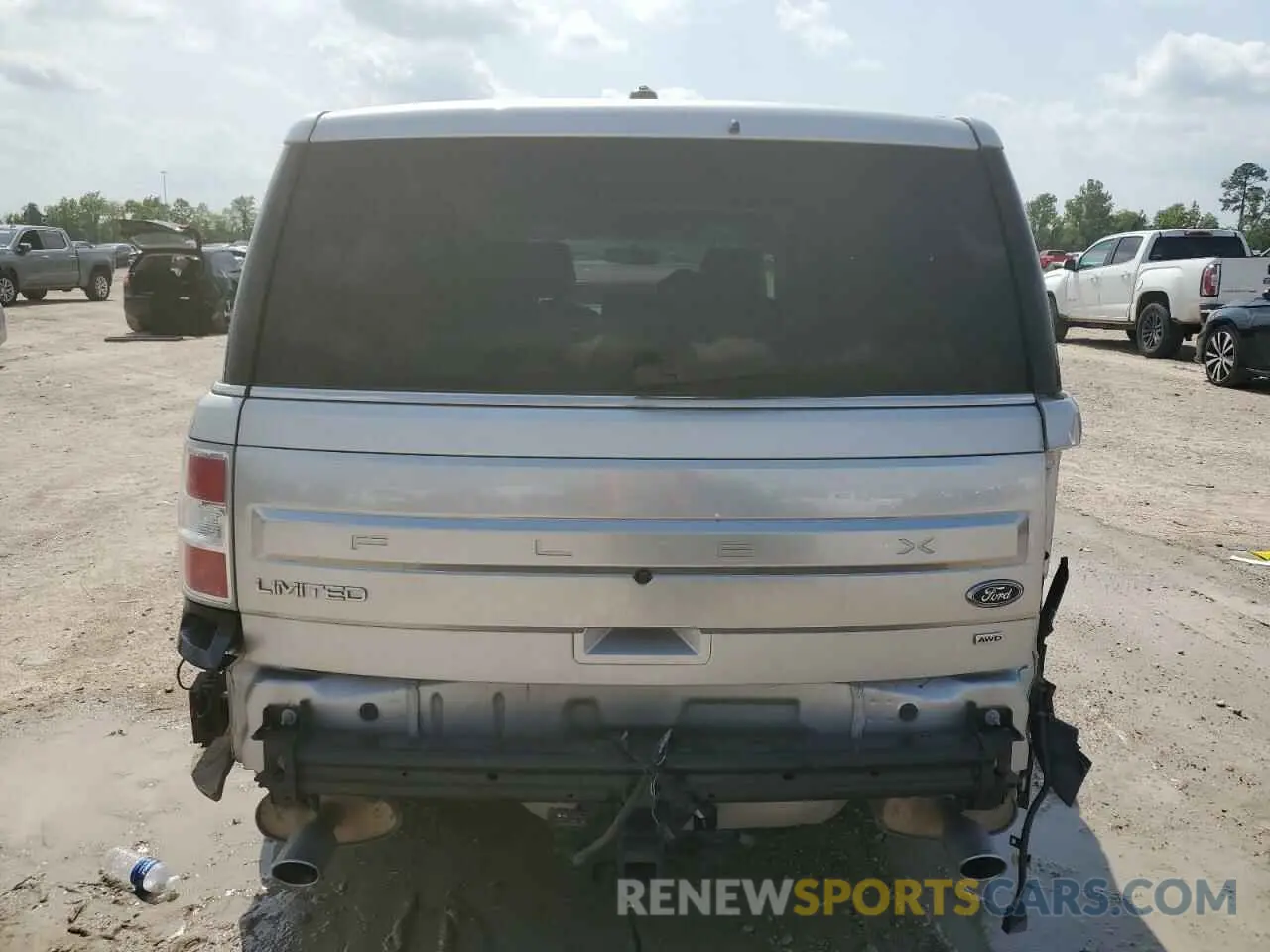 6 Photograph of a damaged car 2FMHK6C88KBA28515 FORD FLEX 2019