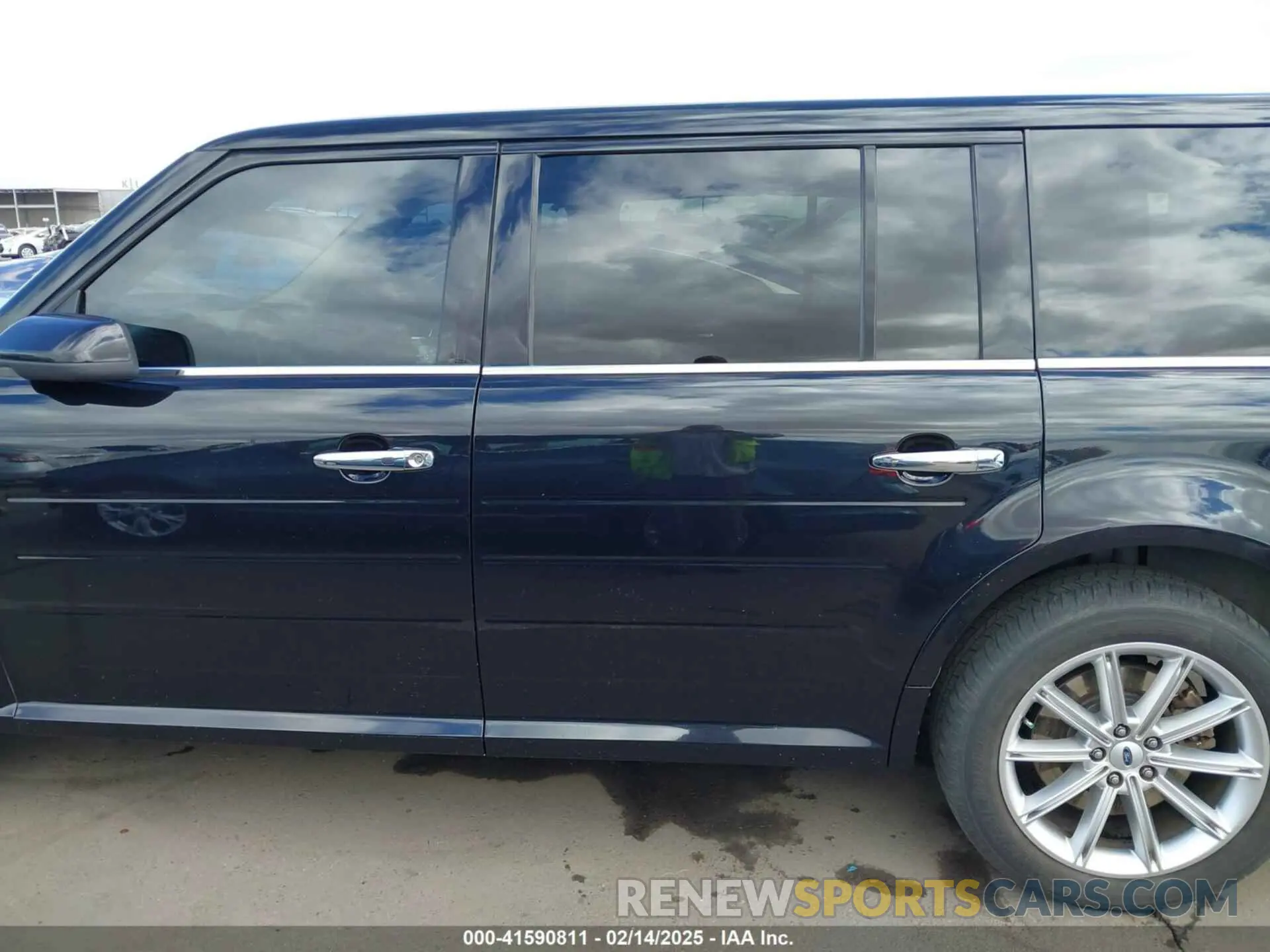 15 Photograph of a damaged car 2FMHK6D82KBA22479 FORD FLEX 2019