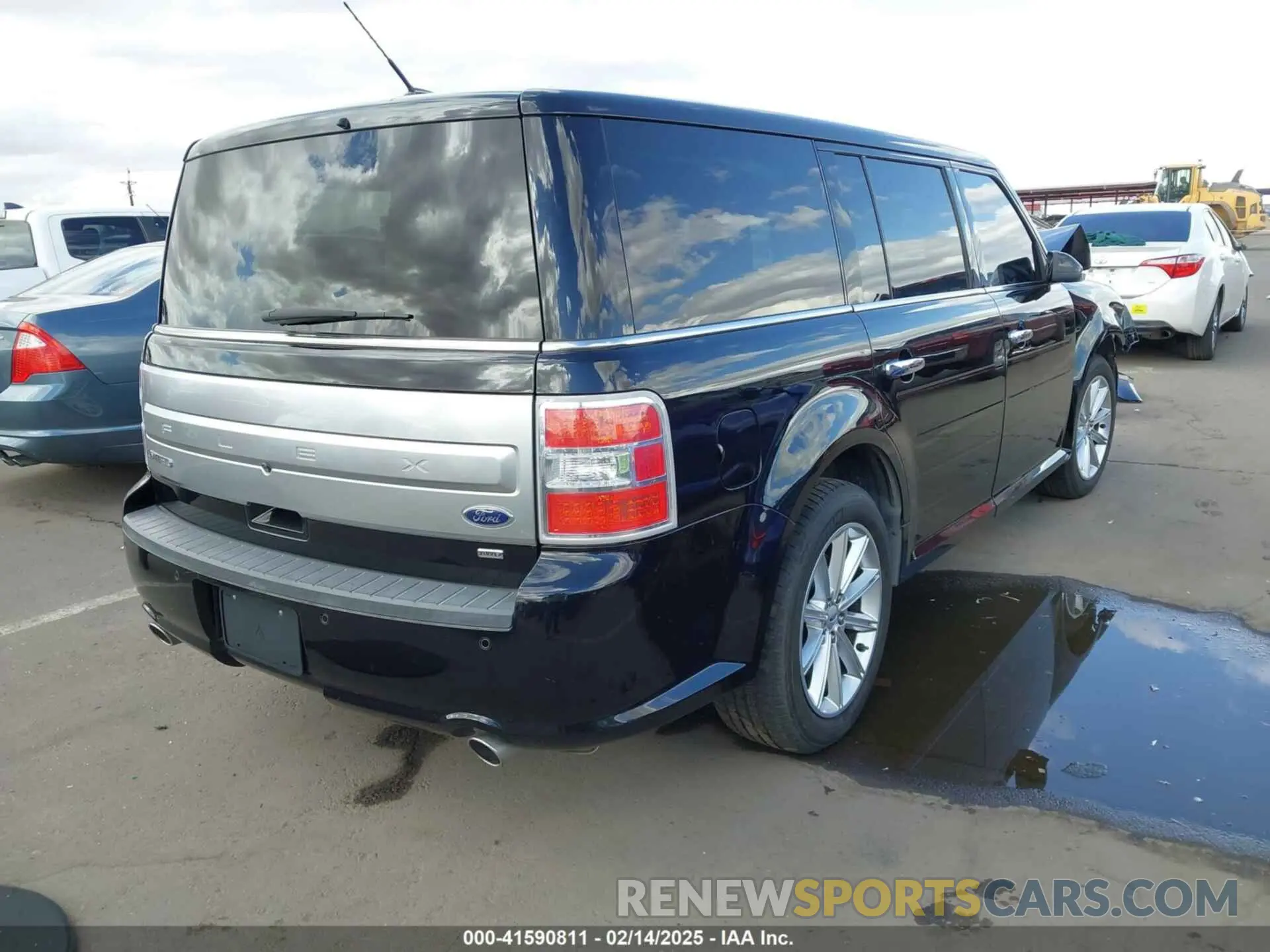 4 Photograph of a damaged car 2FMHK6D82KBA22479 FORD FLEX 2019