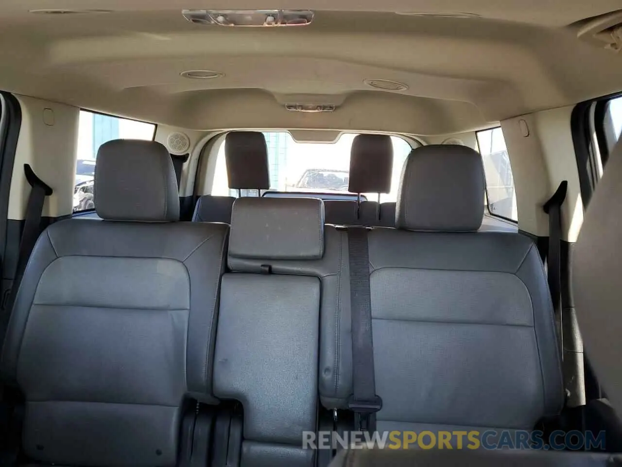 10 Фотография поврежденного автомобиля 2FMHK6D84KBA03383 FORD FLEX 2019
